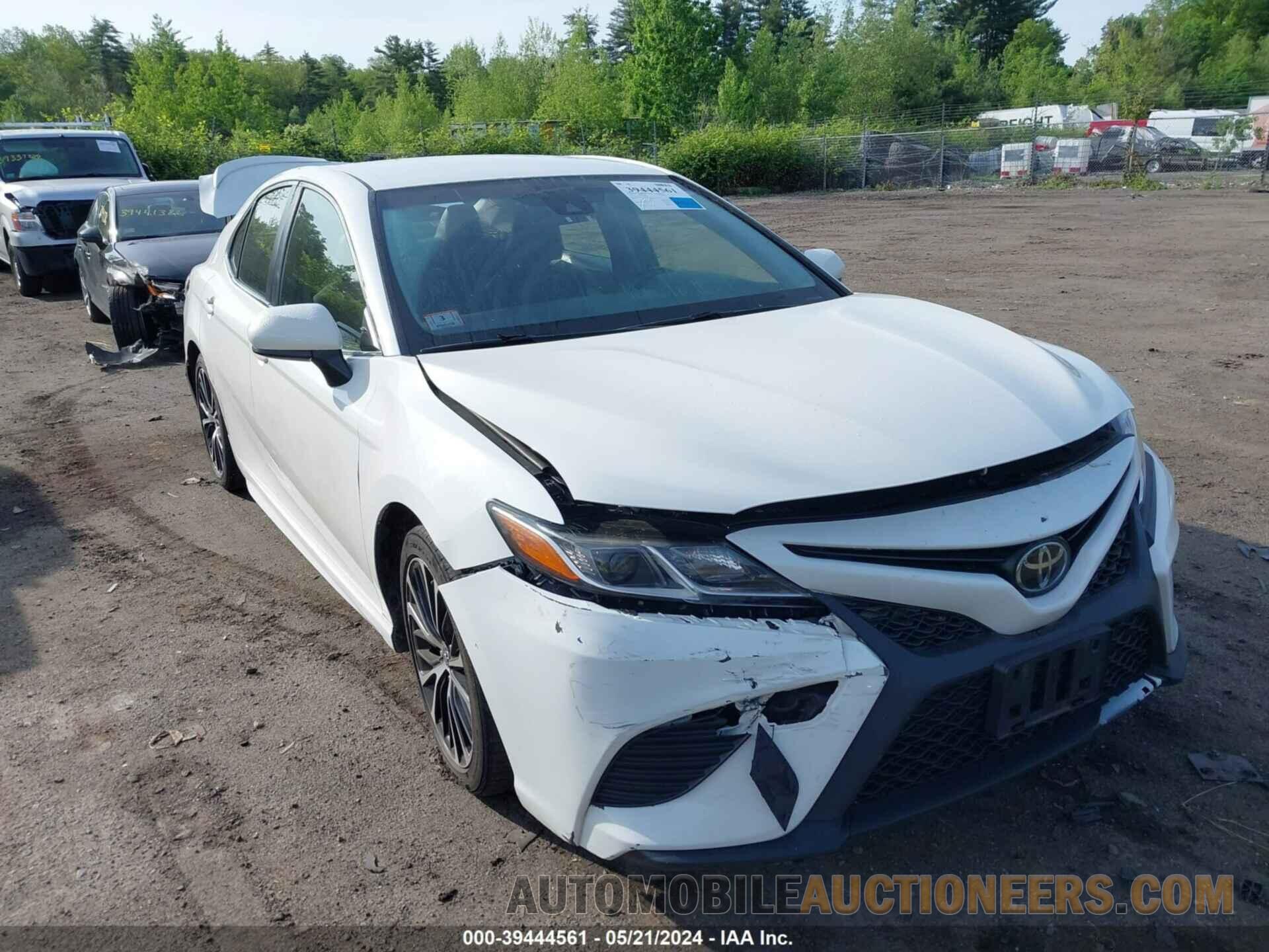 JTNB11HK7J3002860 TOYOTA CAMRY 2018