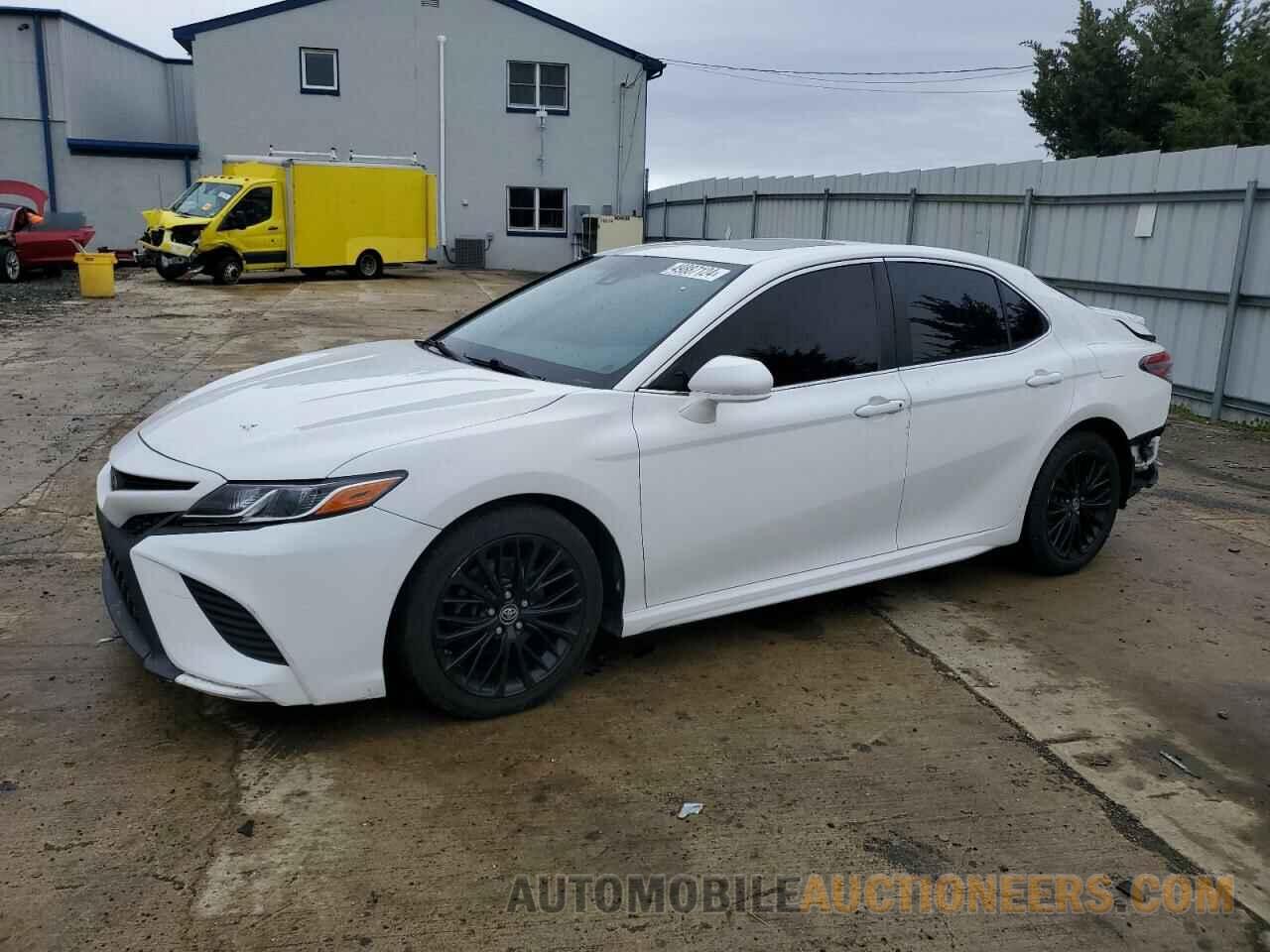 JTNB11HK7J3007184 TOYOTA CAMRY 2018