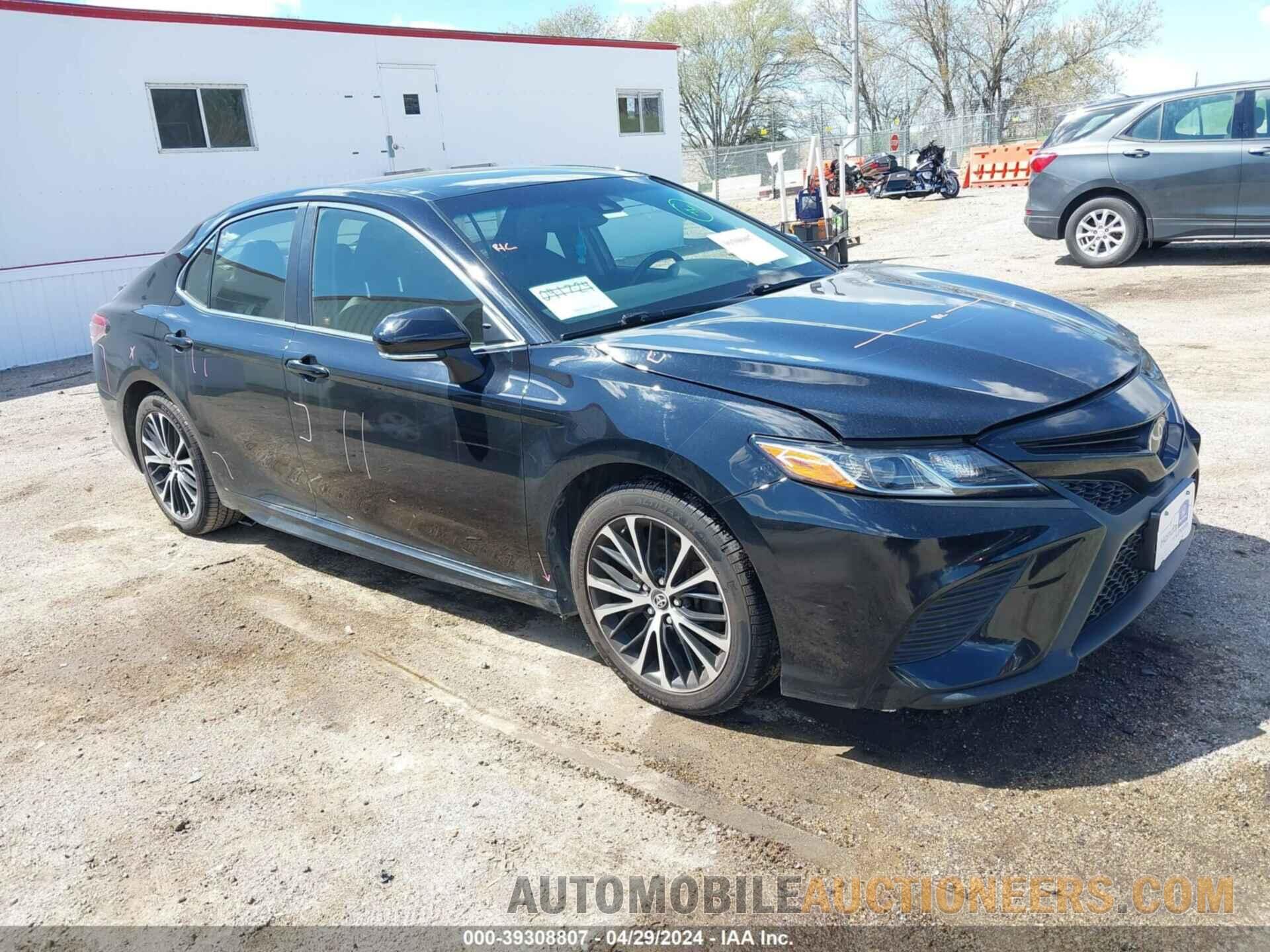 JTNB11HK7J3007914 TOYOTA CAMRY 2018