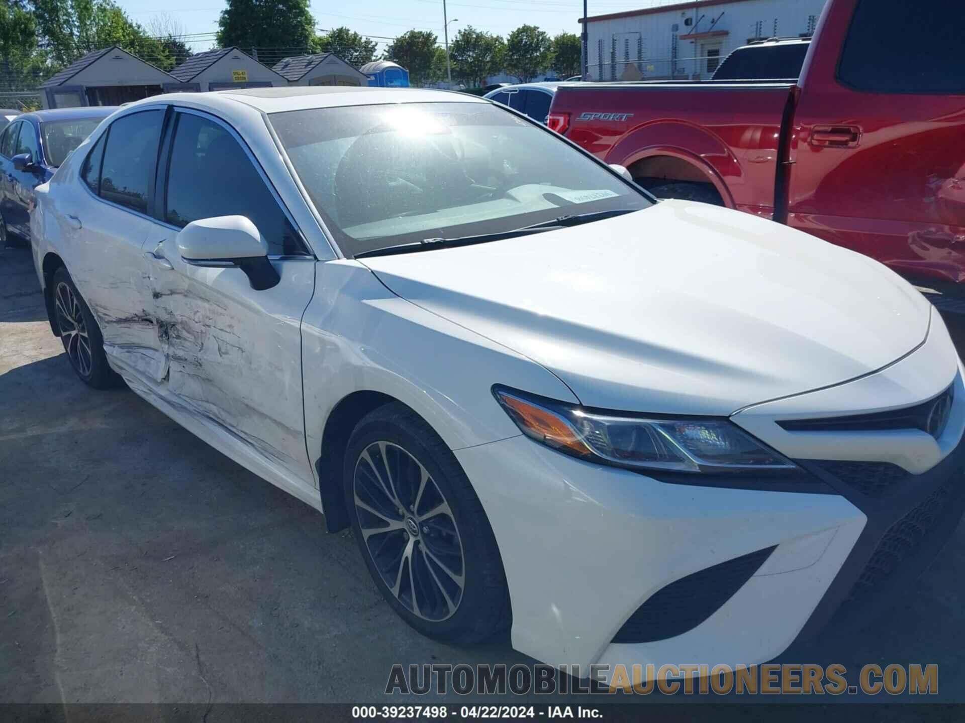 JTNB11HK7J3011221 TOYOTA CAMRY 2018