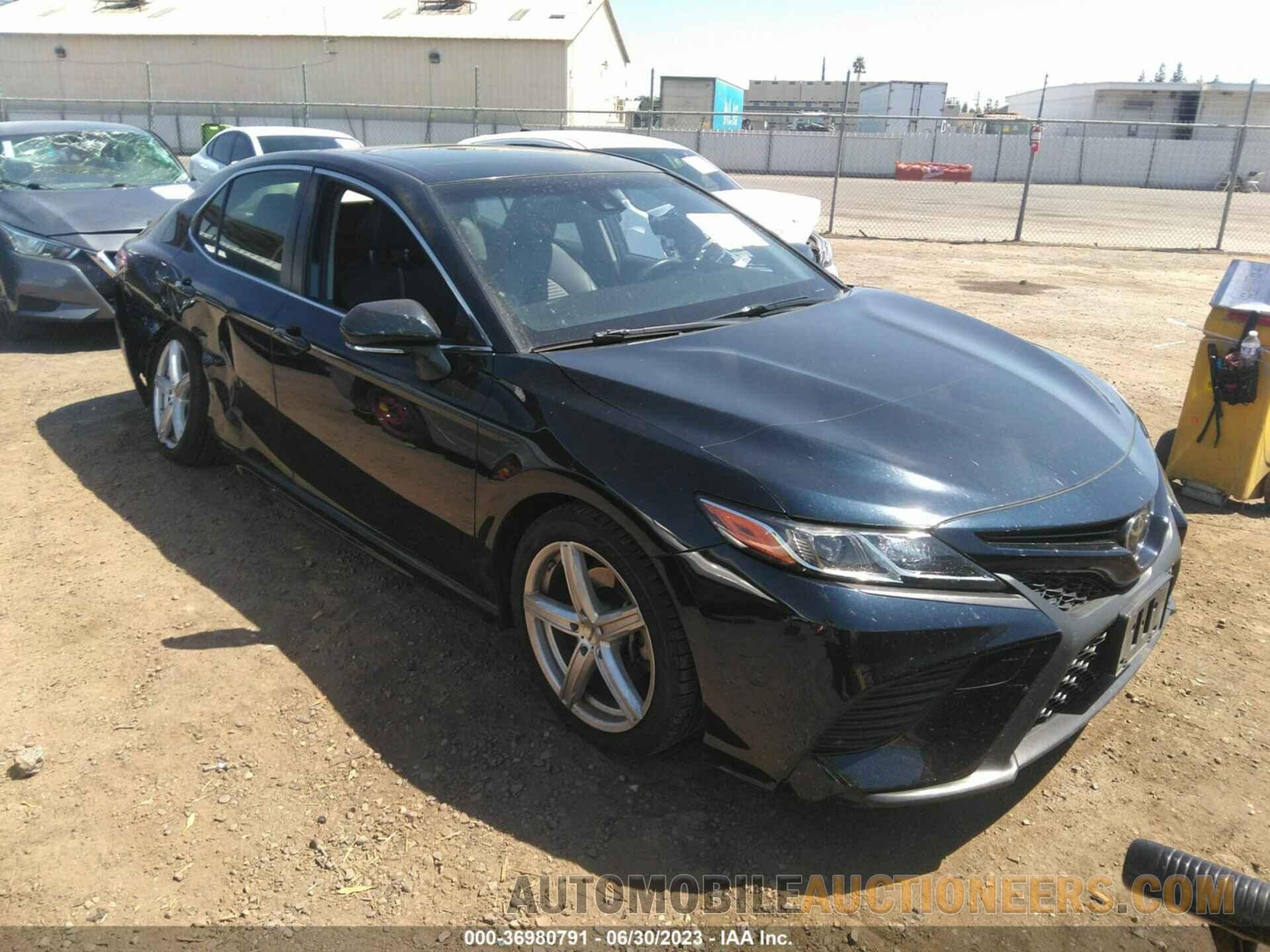 JTNB11HK7J3011493 TOYOTA CAMRY 2018