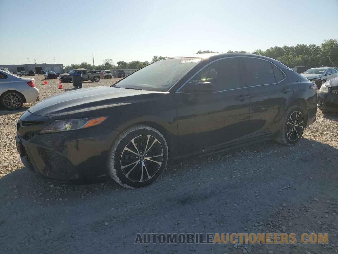 JTNB11HK7J3012921 TOYOTA CAMRY 2018