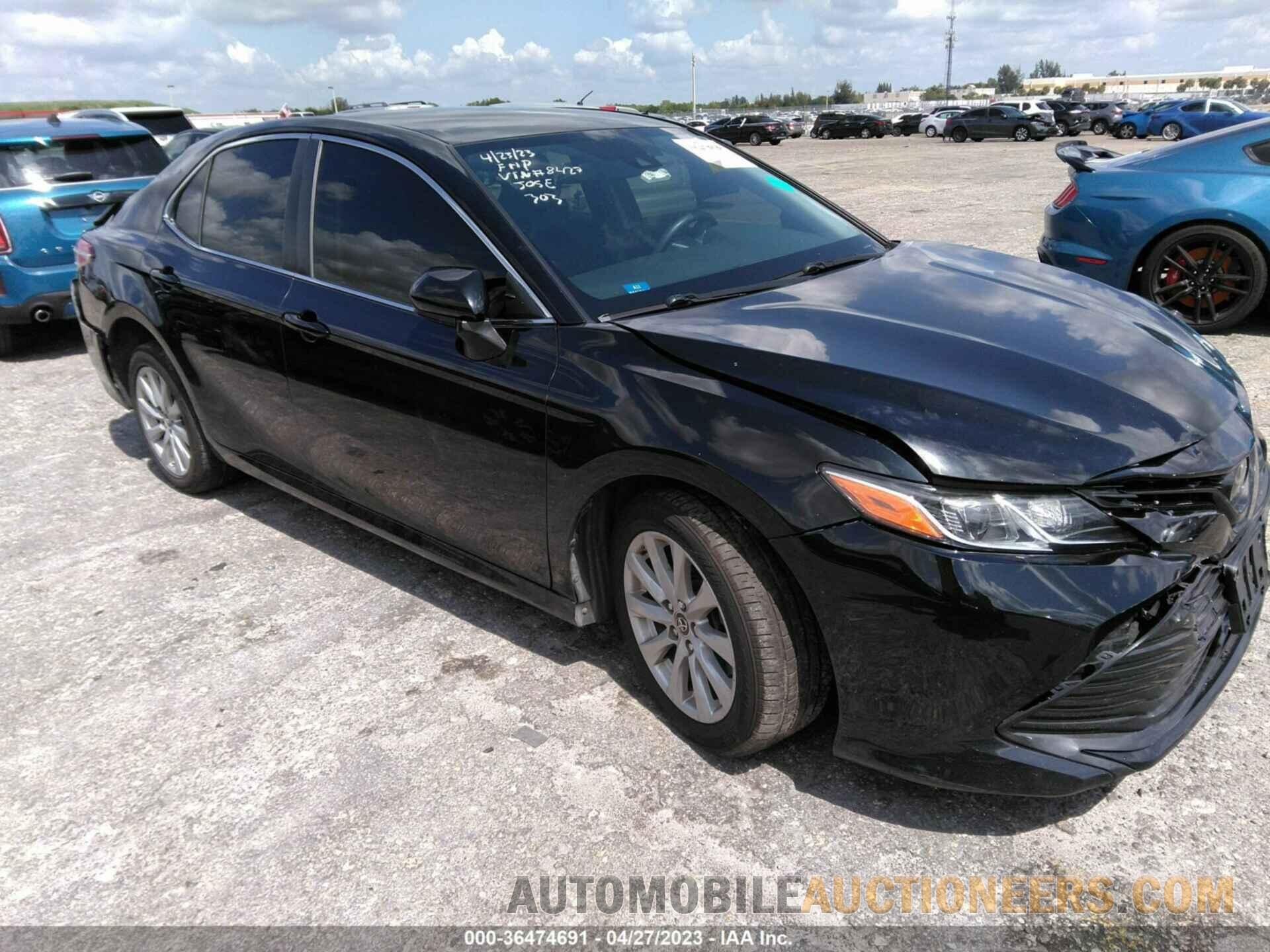 JTNB11HK7J3018427 TOYOTA CAMRY 2018