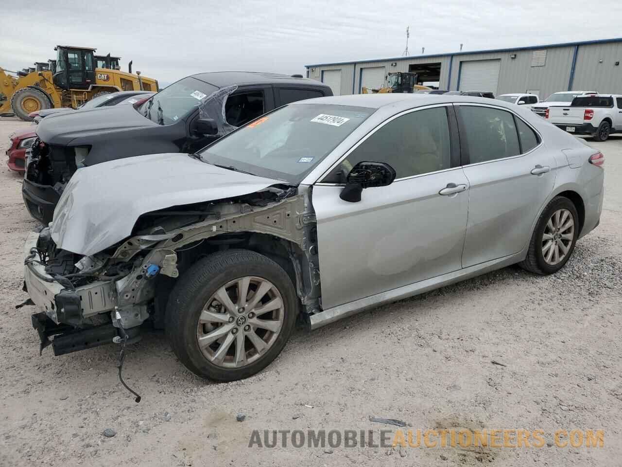 JTNB11HK7J3019741 TOYOTA CAMRY 2018