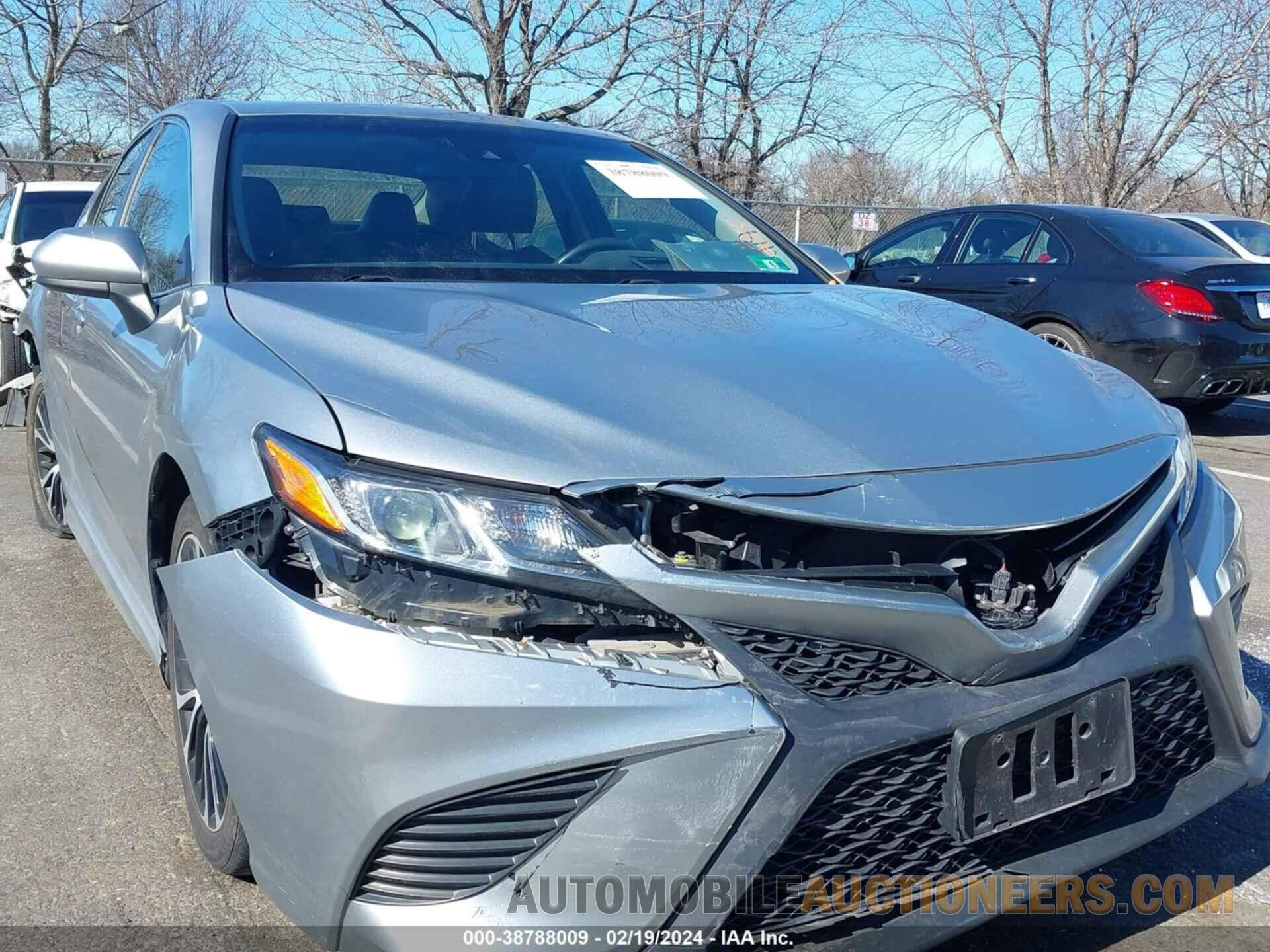 JTNB11HK7J3023465 TOYOTA CAMRY 2018