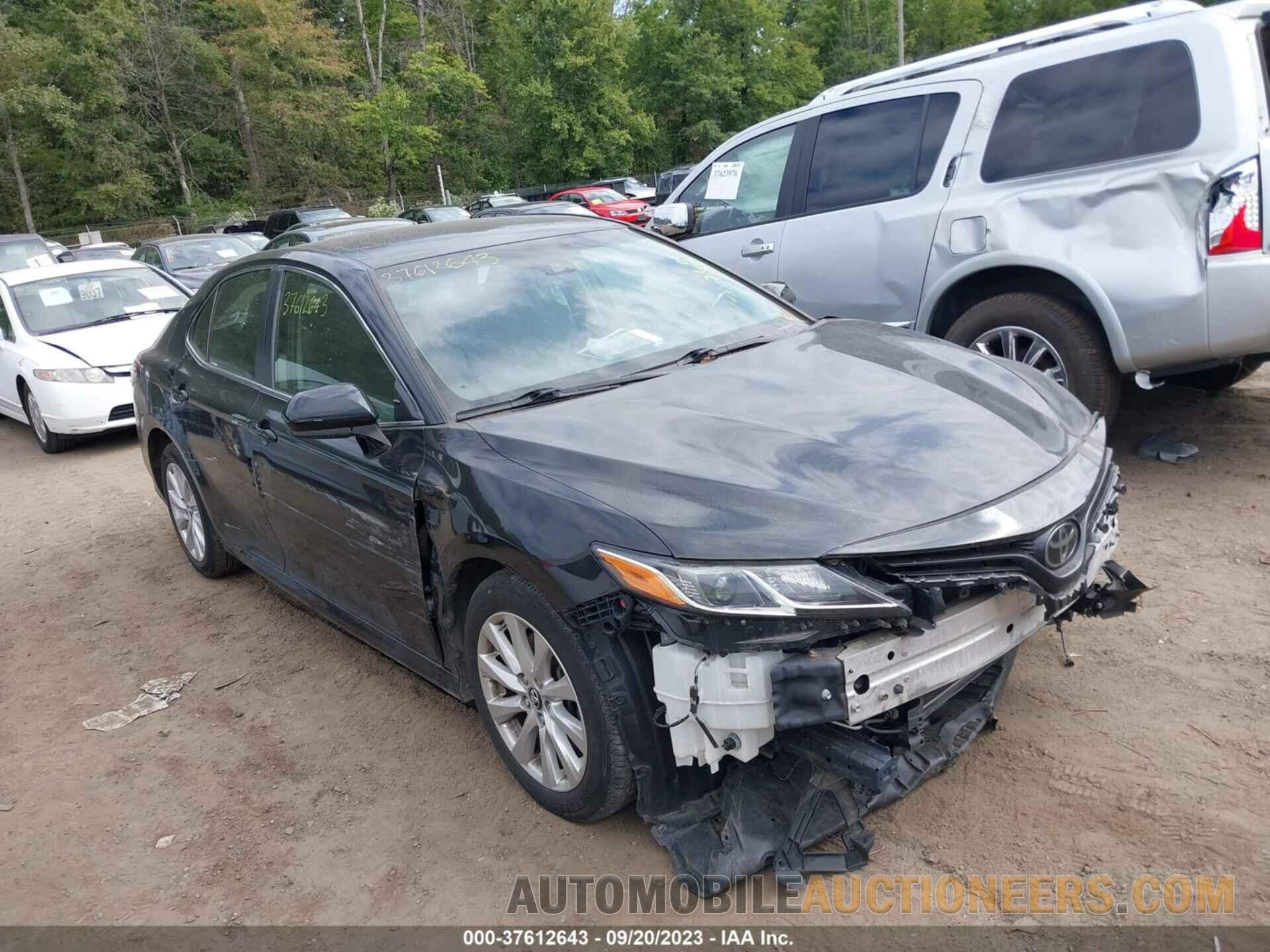 JTNB11HK7J3024986 TOYOTA CAMRY 2018