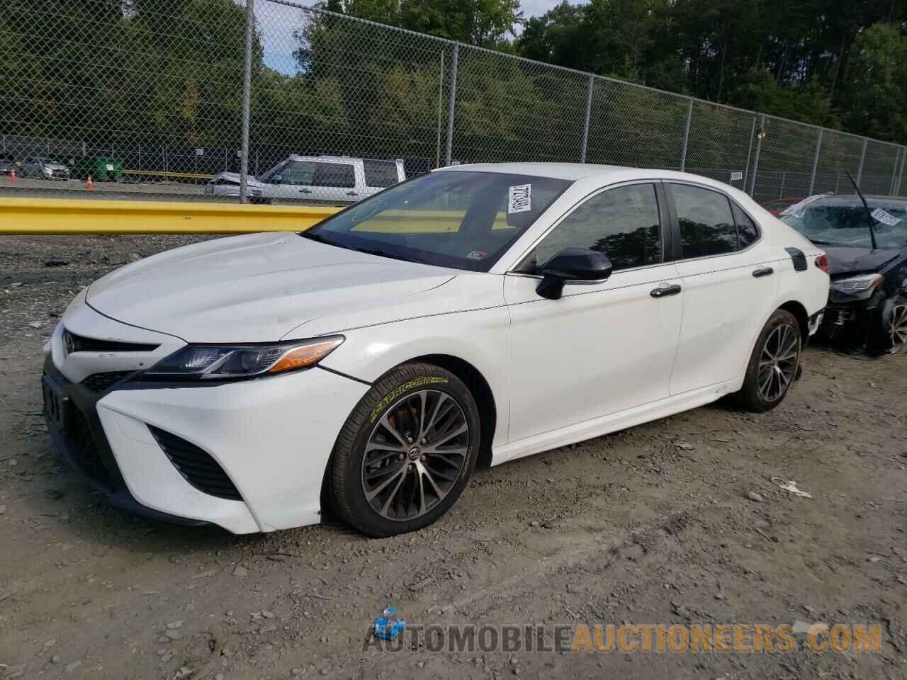 JTNB11HK7J3026110 TOYOTA CAMRY 2018