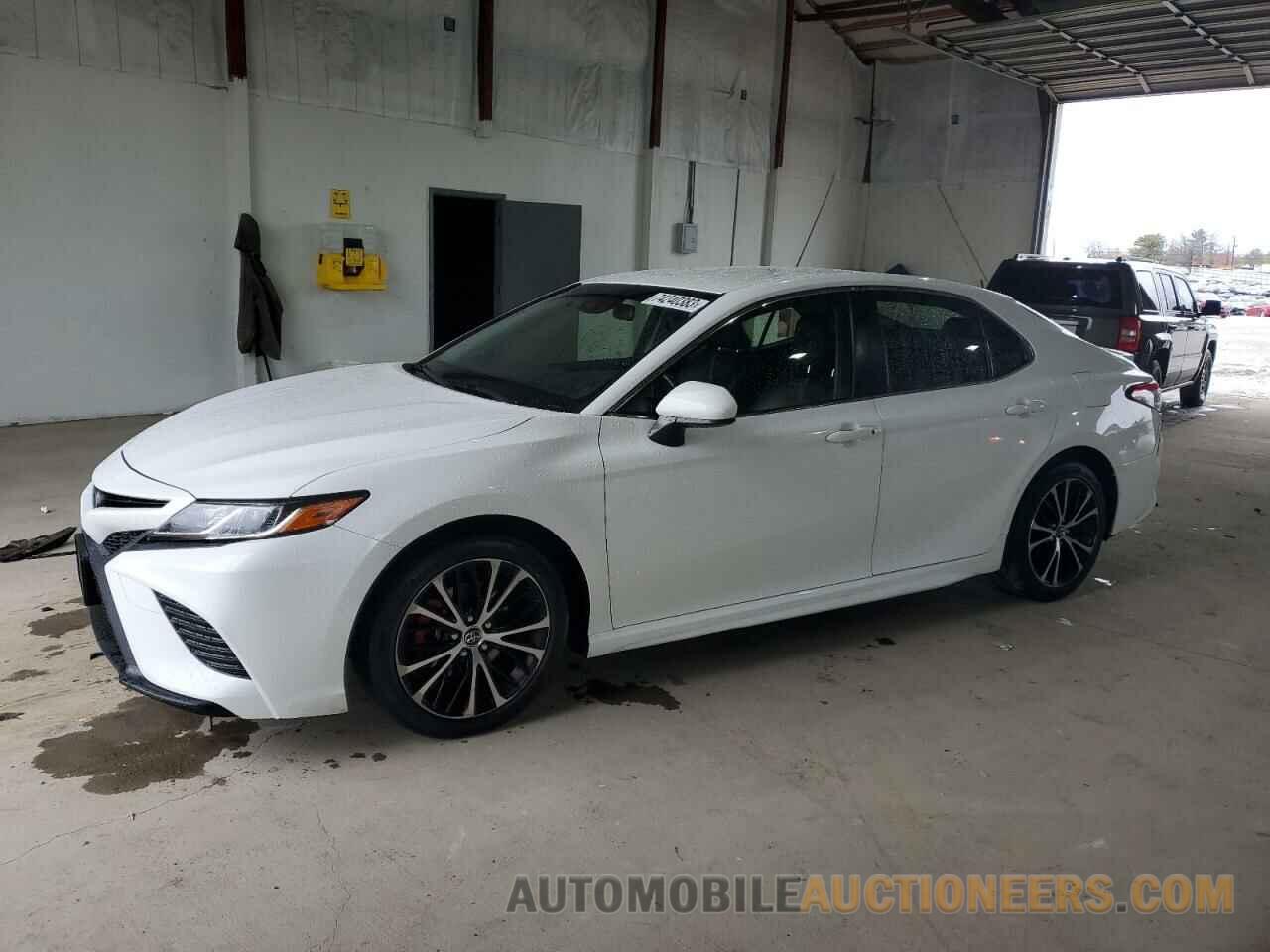 JTNB11HK7J3031579 TOYOTA CAMRY 2018