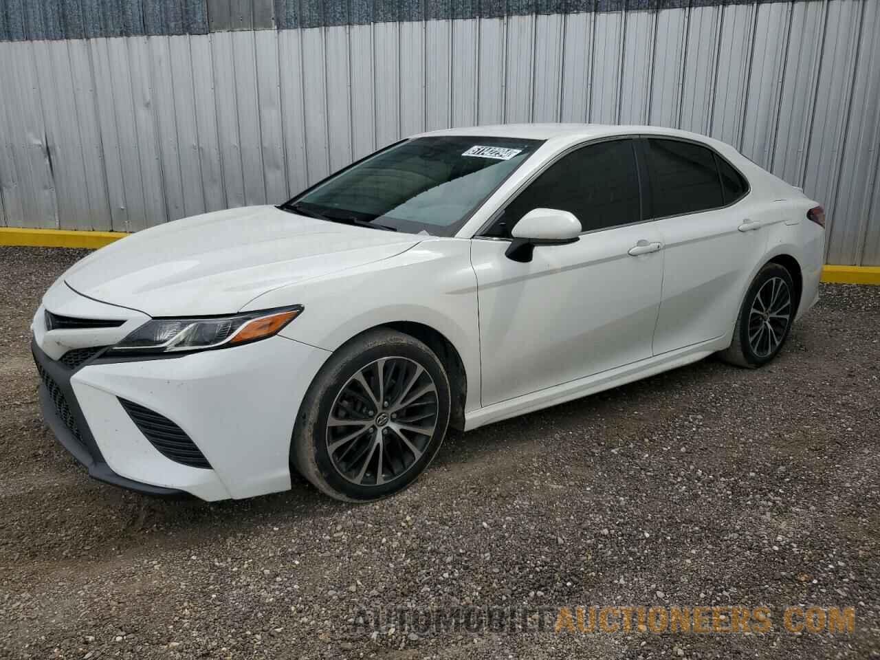 JTNB11HK7J3032960 TOYOTA CAMRY 2018