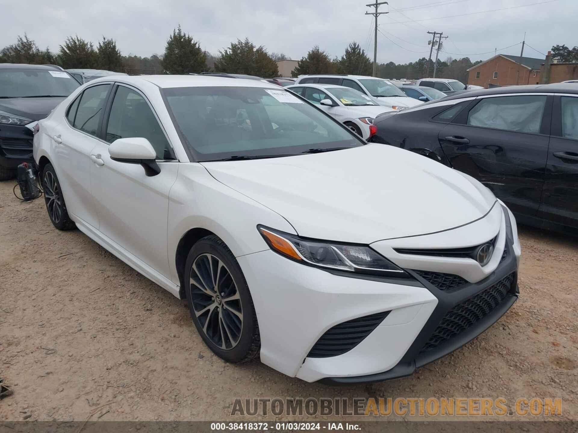 JTNB11HK7J3034417 TOYOTA CAMRY 2018