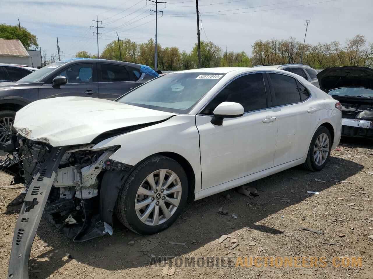 JTNB11HK7J3036068 TOYOTA CAMRY 2018