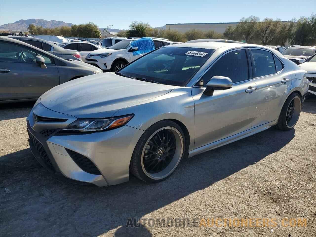 JTNB11HK7J3039407 TOYOTA CAMRY 2018