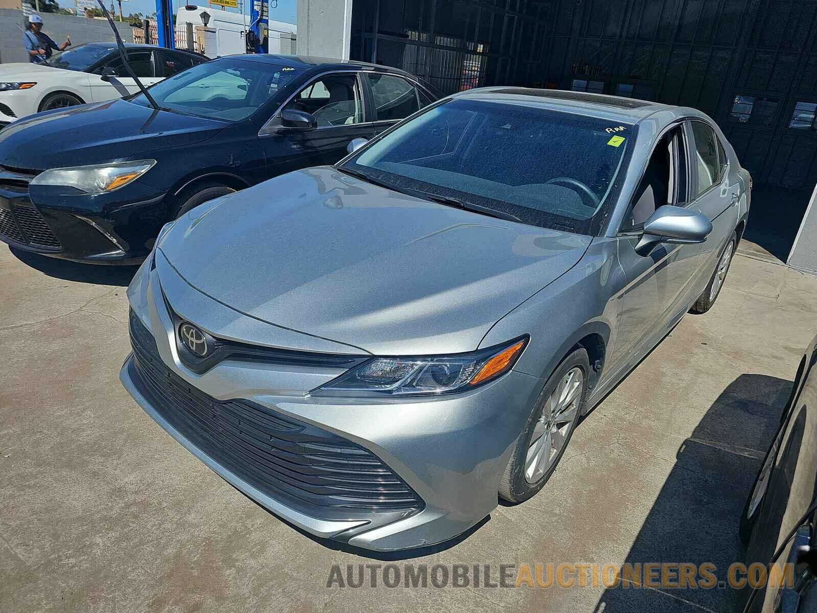 JTNB11HK7J3043098 Toyota Camry 2018