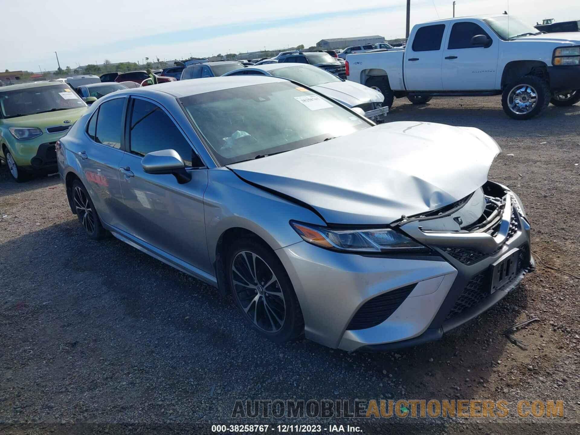 JTNB11HK7J3043361 TOYOTA CAMRY 2018