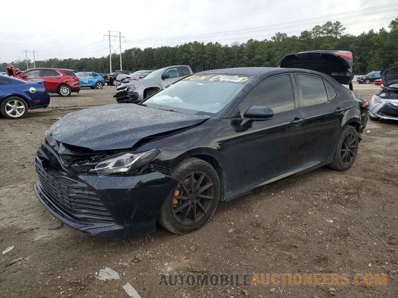 JTNB11HK7J3044168 TOYOTA CAMRY 2018