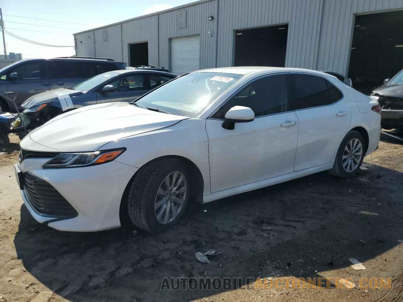 JTNB11HK7J3045210 TOYOTA CAMRY 2018