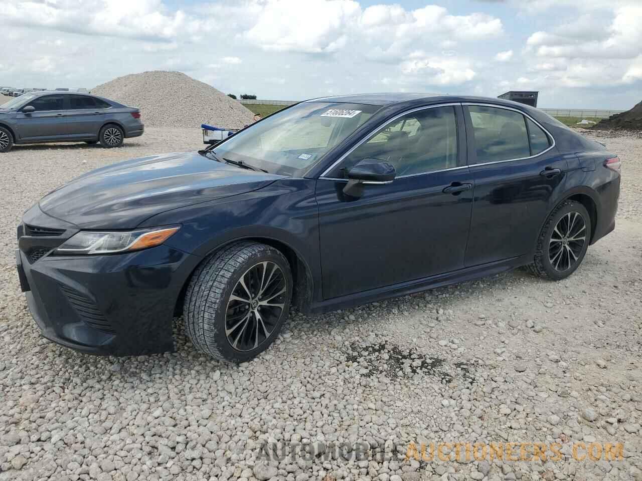 JTNB11HK7J3045417 TOYOTA CAMRY 2018