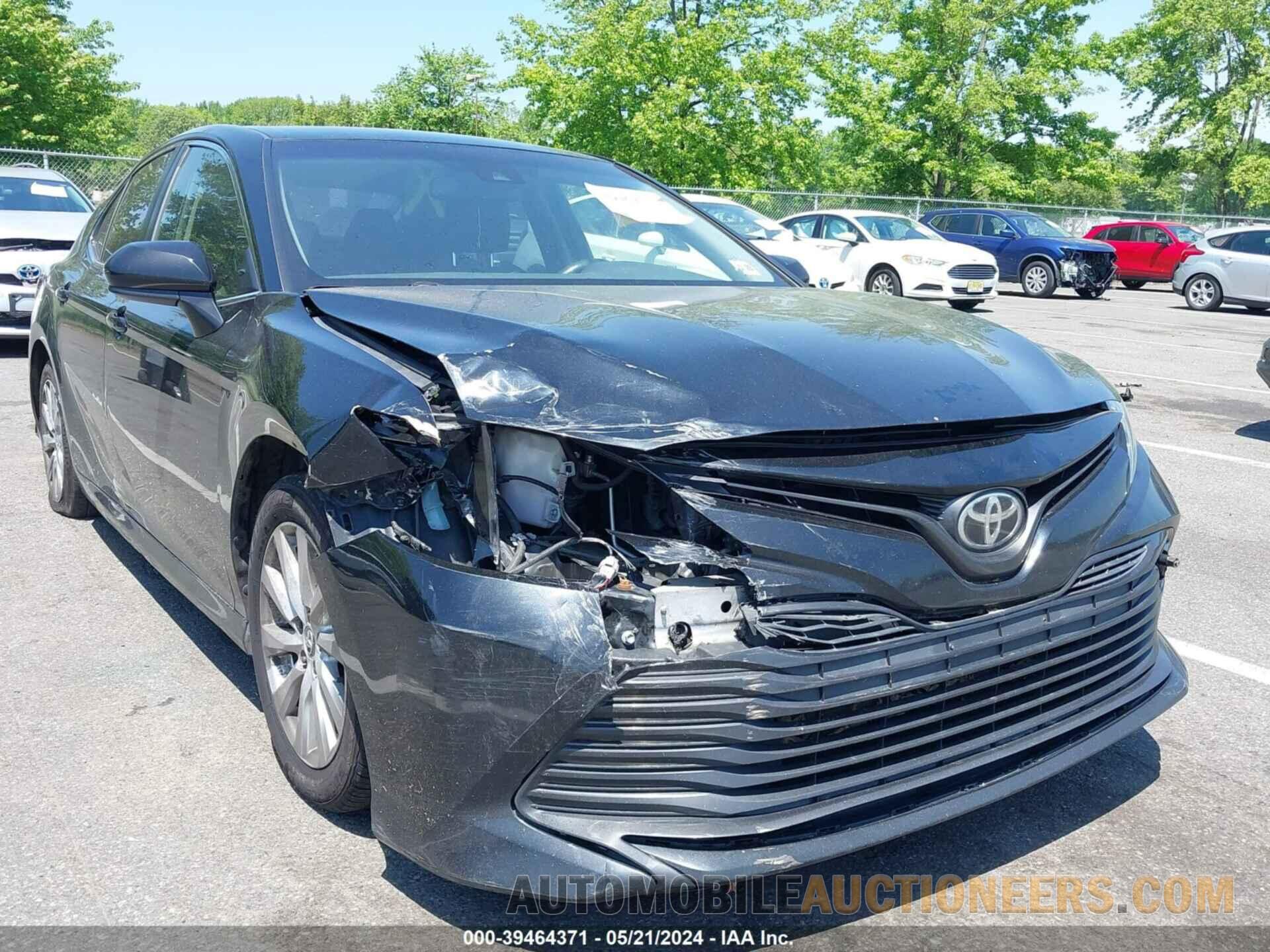 JTNB11HK7J3046406 TOYOTA CAMRY 2018