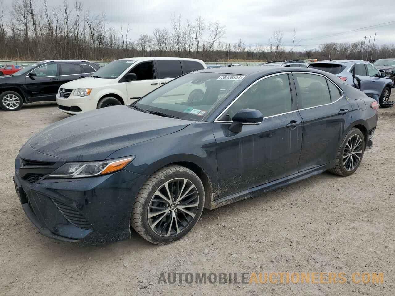 JTNB11HK7J3048303 TOYOTA CAMRY 2018