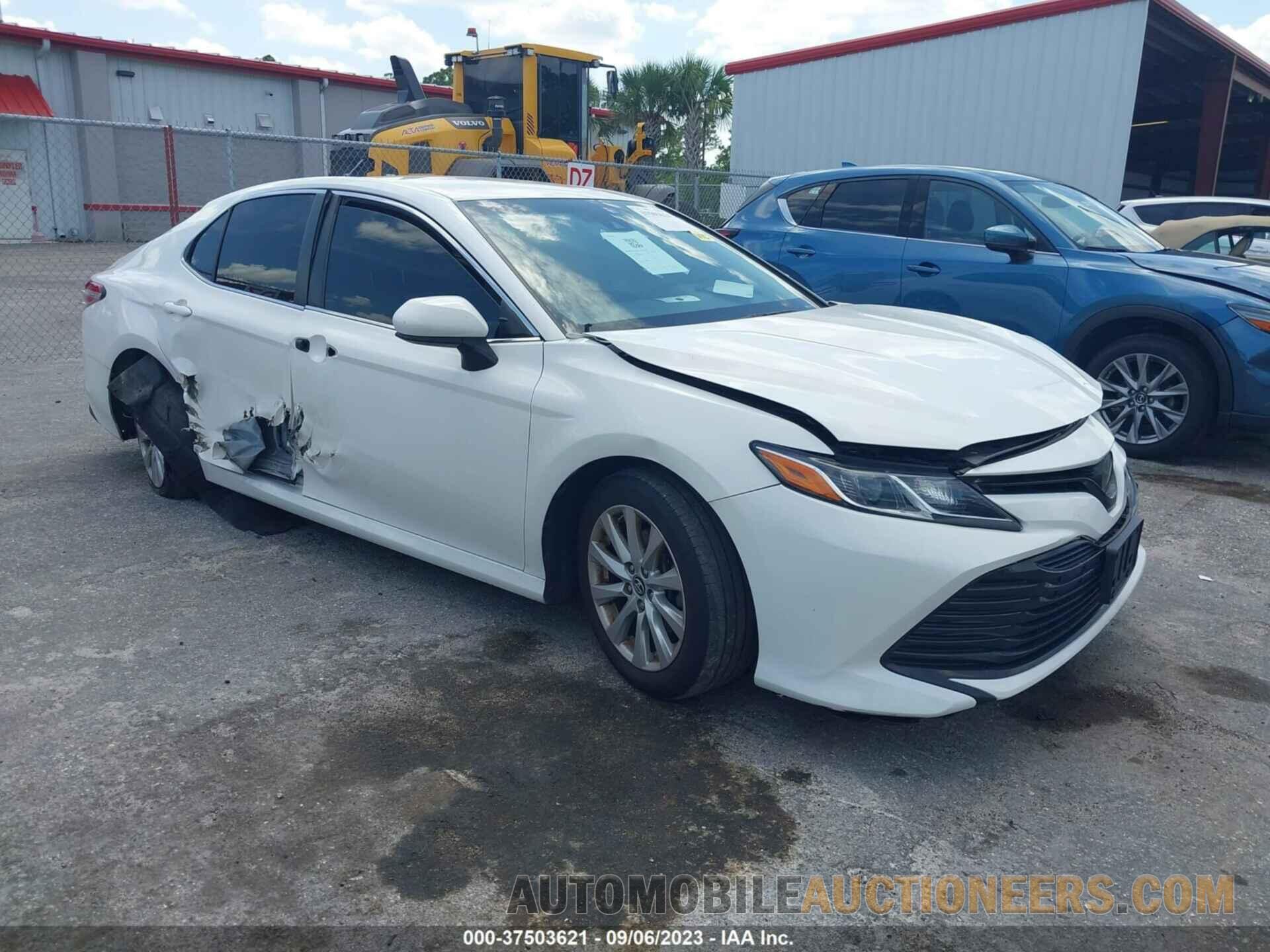 JTNB11HK7J3050553 TOYOTA CAMRY 2018