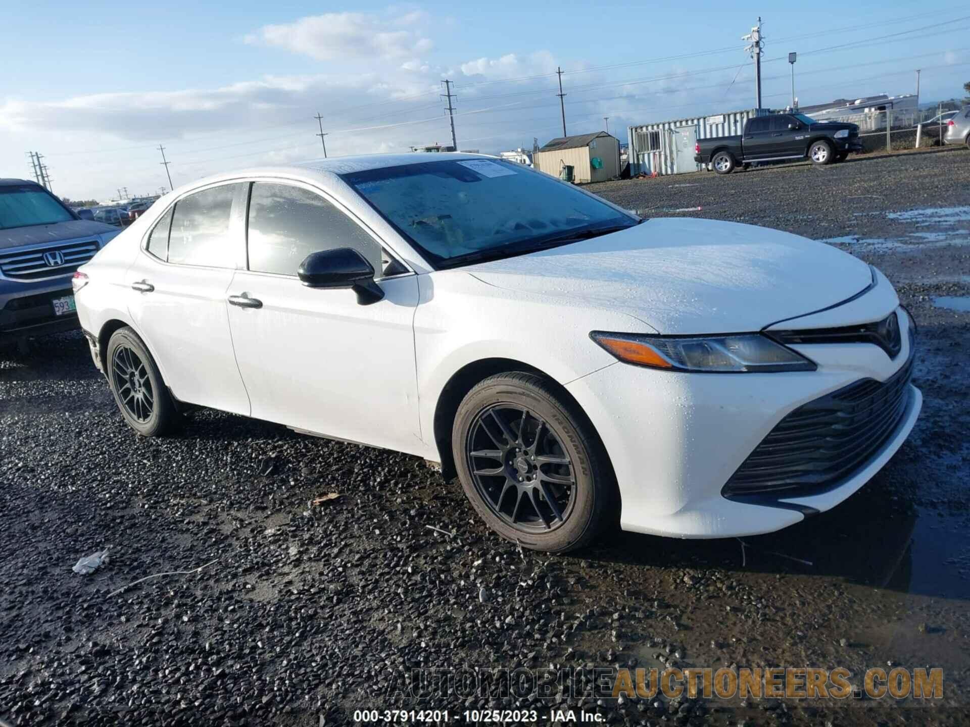 JTNB11HK7J3050794 TOYOTA CAMRY 2018