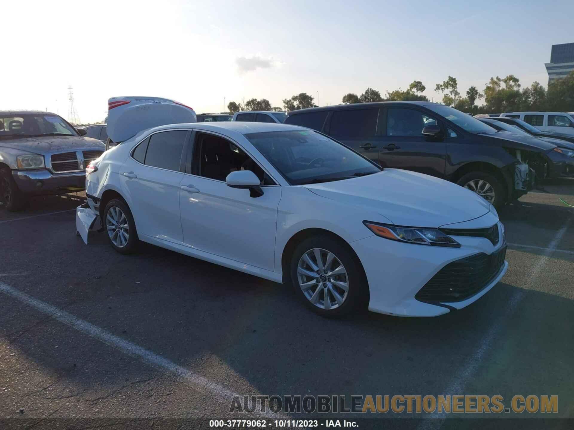 JTNB11HK7J3067000 TOYOTA CAMRY 2018