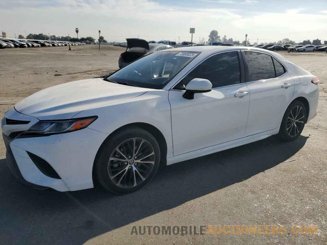 JTNB11HK7J3073878 TOYOTA CAMRY 2018