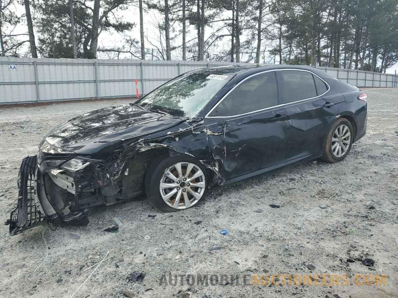 JTNB11HK8J3006075 TOYOTA CAMRY 2018