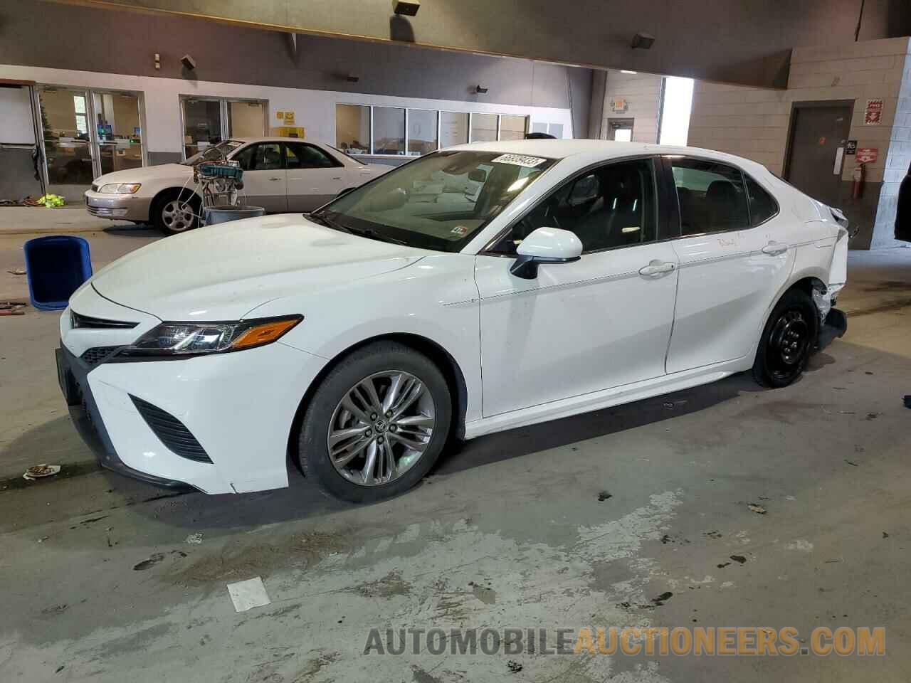 JTNB11HK8J3006710 TOYOTA CAMRY 2018