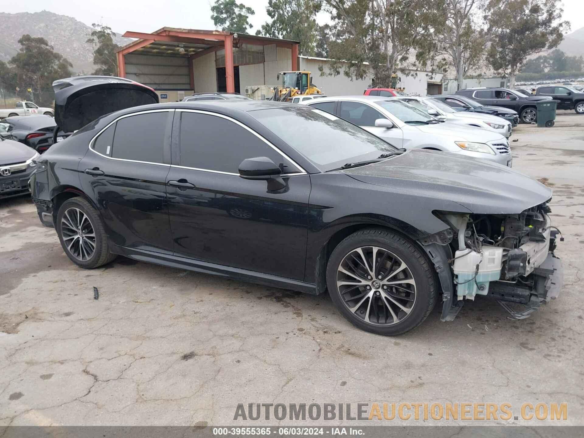 JTNB11HK8J3013074 TOYOTA CAMRY 2018