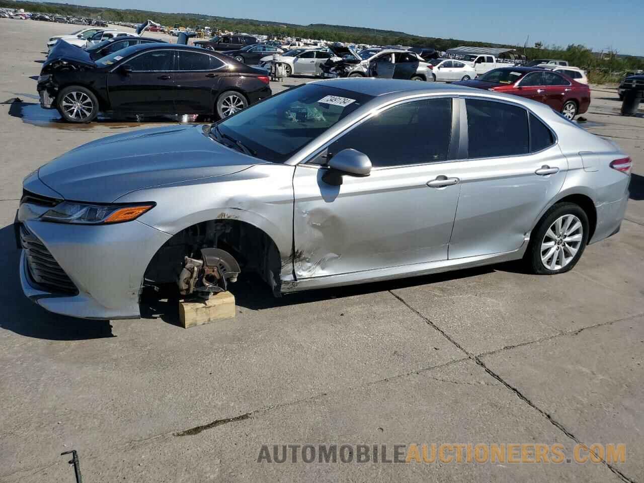 JTNB11HK8J3013673 TOYOTA CAMRY 2018