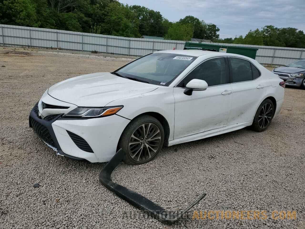 JTNB11HK8J3018095 TOYOTA CAMRY 2018