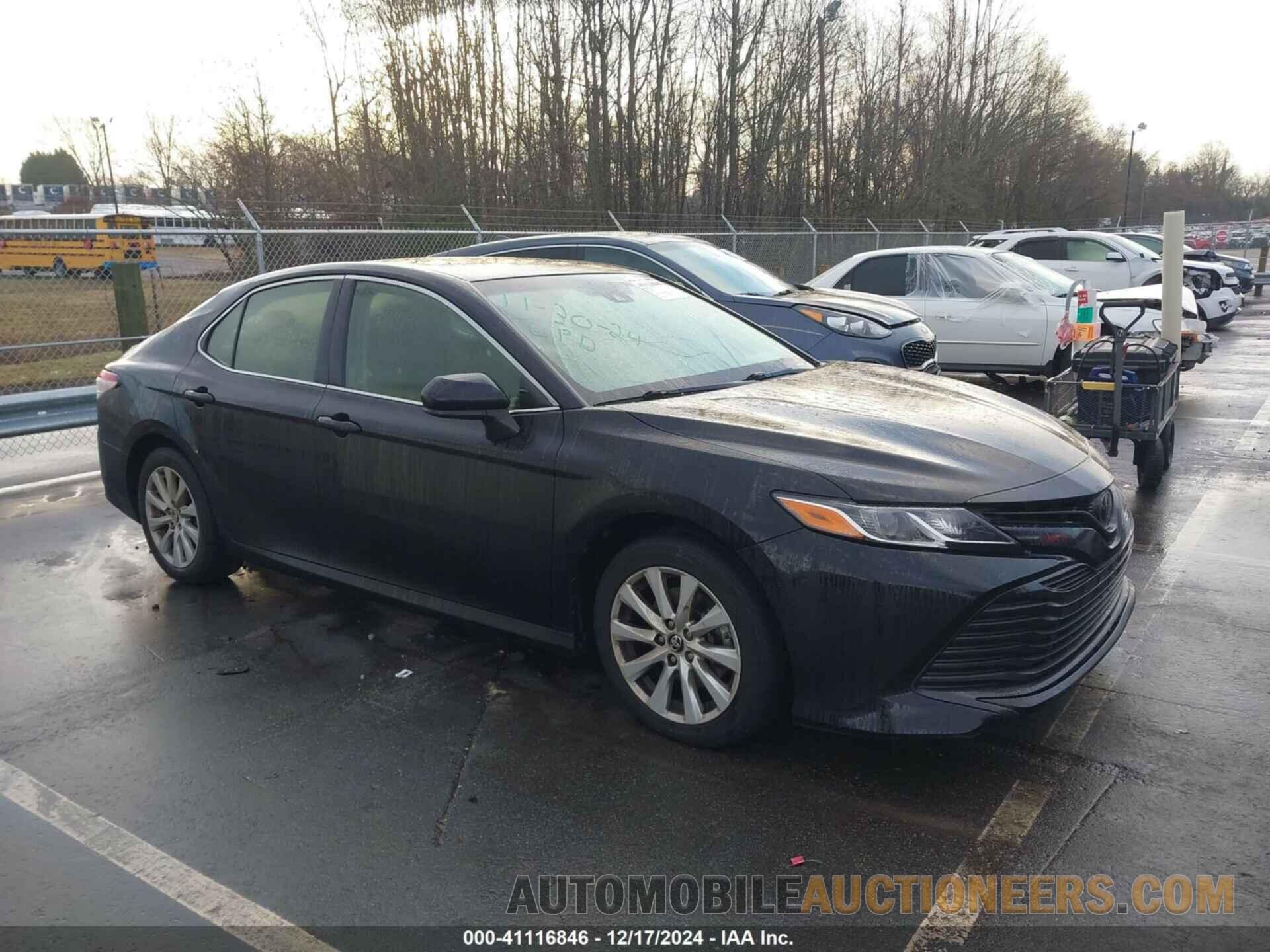 JTNB11HK8J3018632 TOYOTA CAMRY 2018