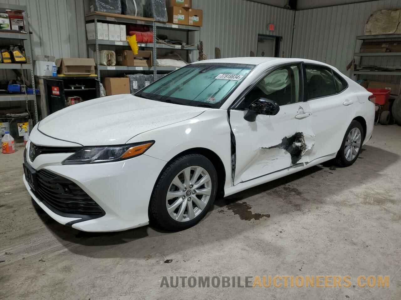 JTNB11HK8J3019098 TOYOTA CAMRY 2018