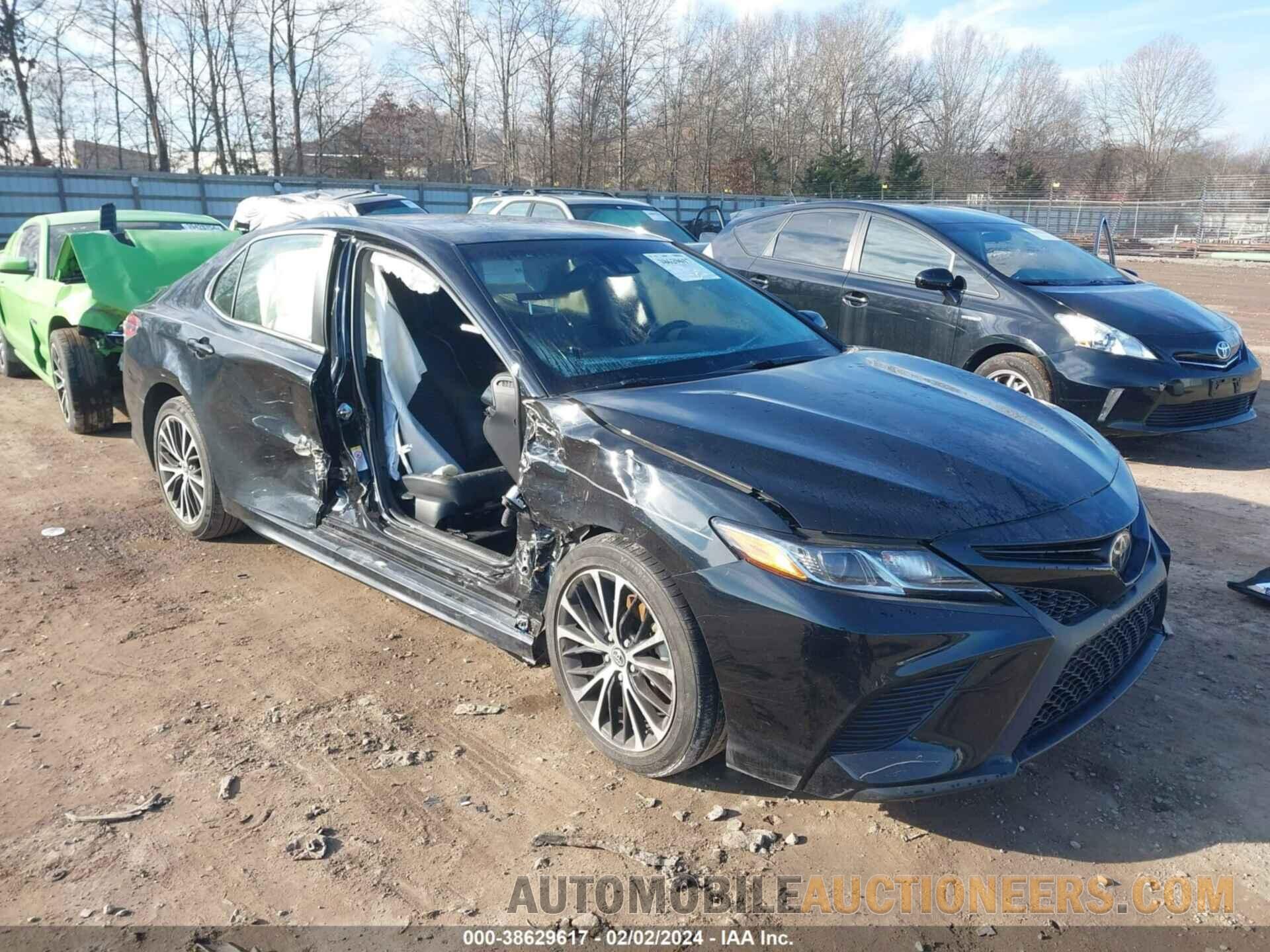 JTNB11HK8J3022230 TOYOTA CAMRY 2018