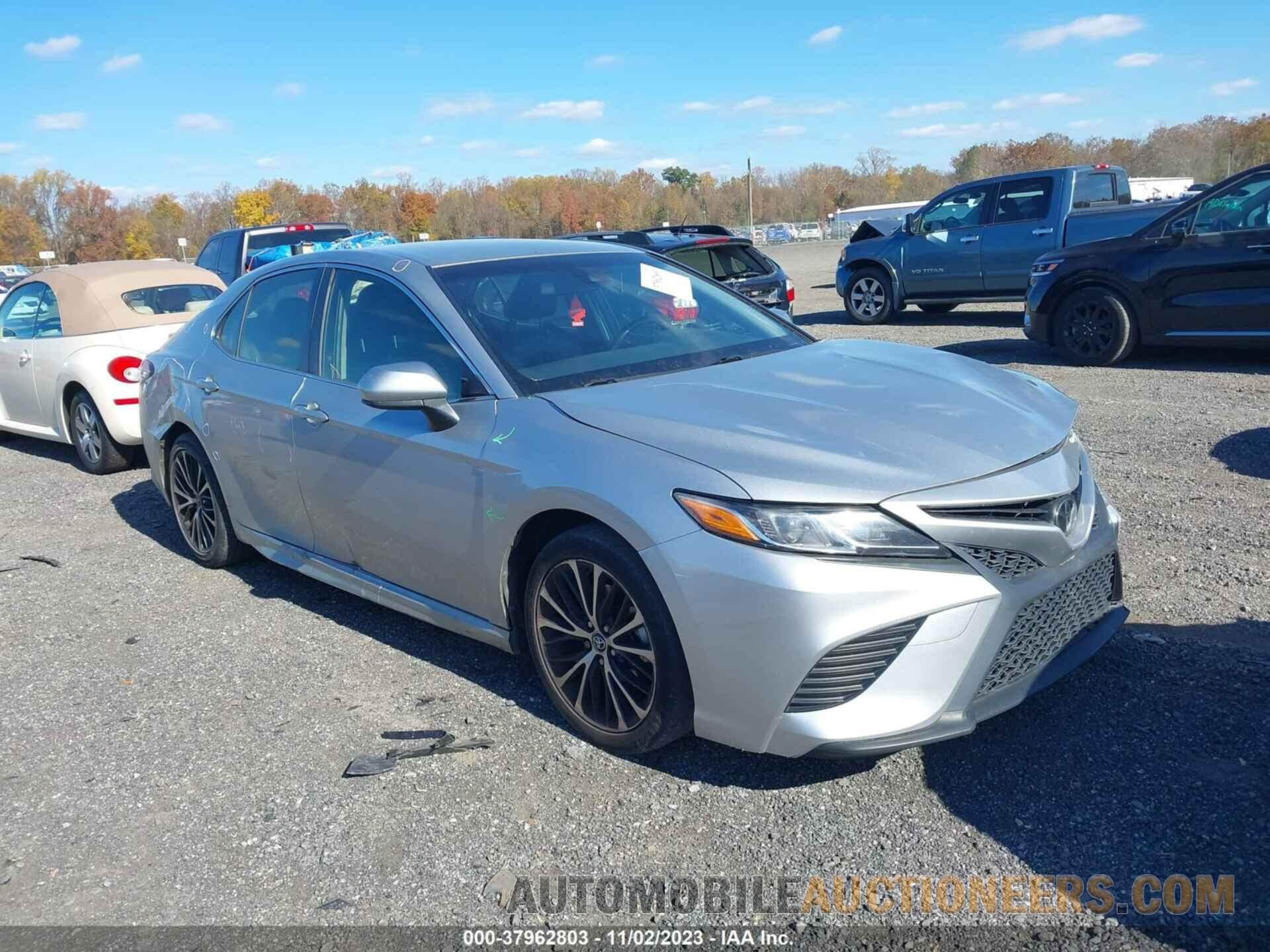 JTNB11HK8J3024026 TOYOTA CAMRY 2018