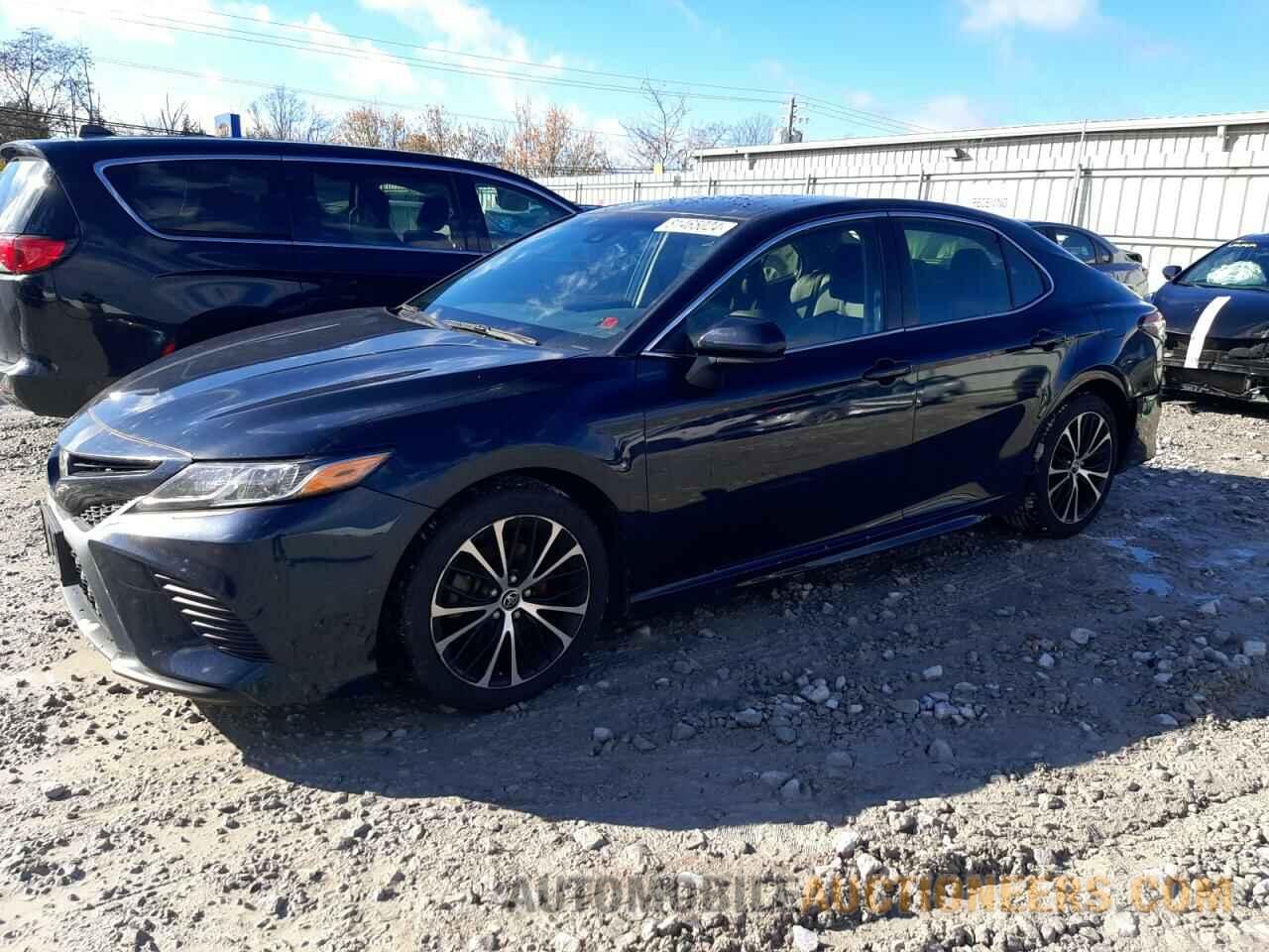 JTNB11HK8J3027864 TOYOTA CAMRY 2018