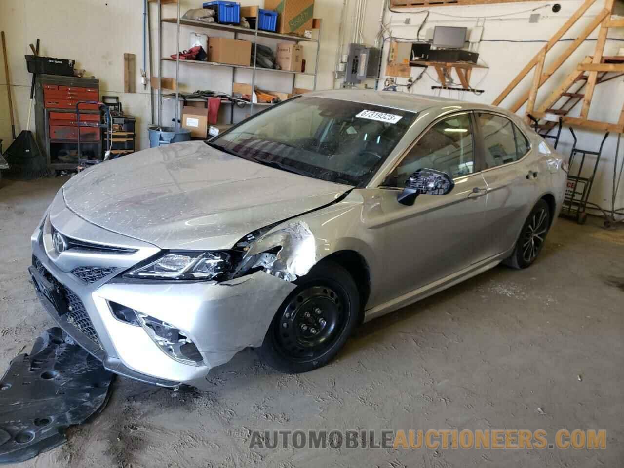 JTNB11HK8J3033339 TOYOTA CAMRY 2018