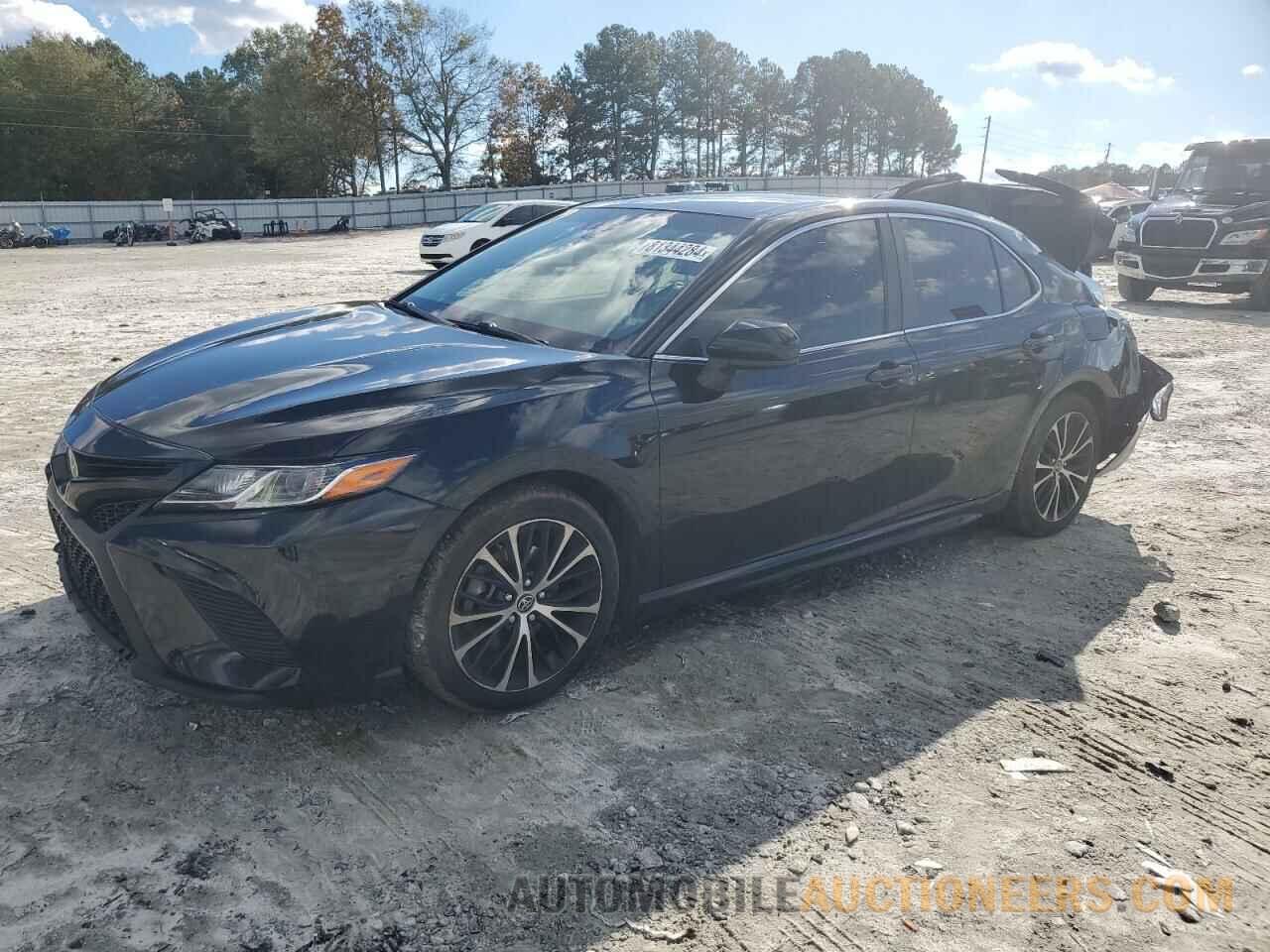 JTNB11HK8J3036001 TOYOTA CAMRY 2018