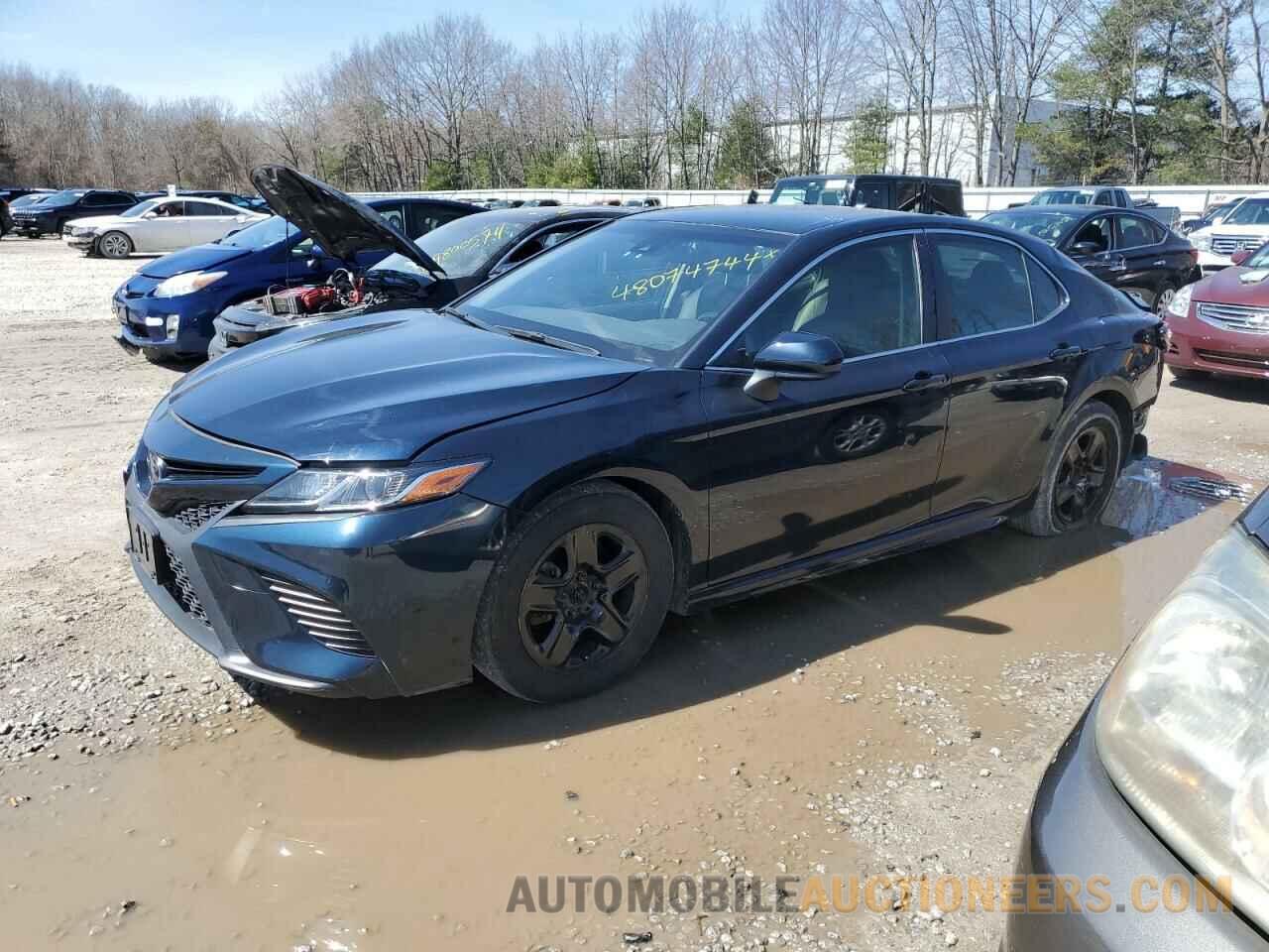 JTNB11HK8J3038587 TOYOTA CAMRY 2018