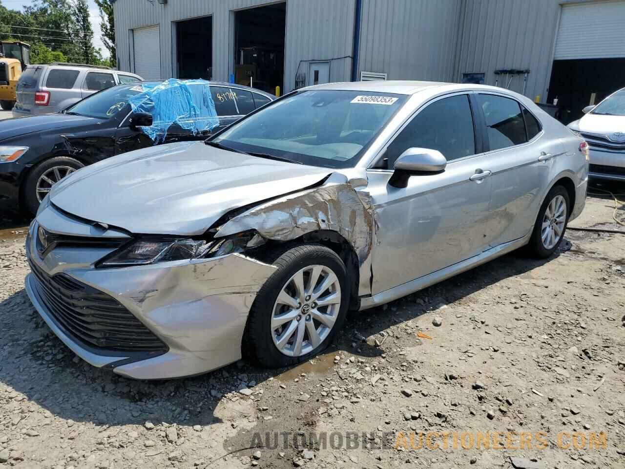 JTNB11HK8J3042798 TOYOTA CAMRY 2018