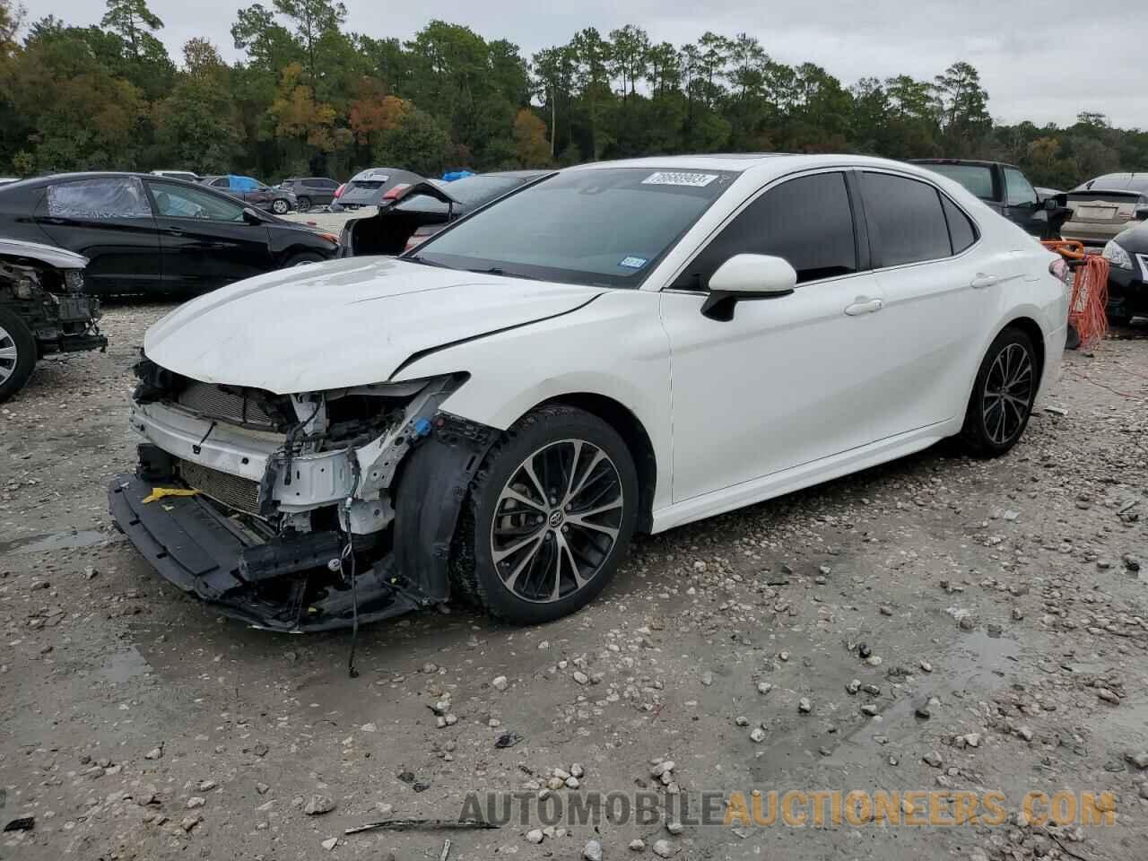 JTNB11HK8J3043644 TOYOTA CAMRY 2018