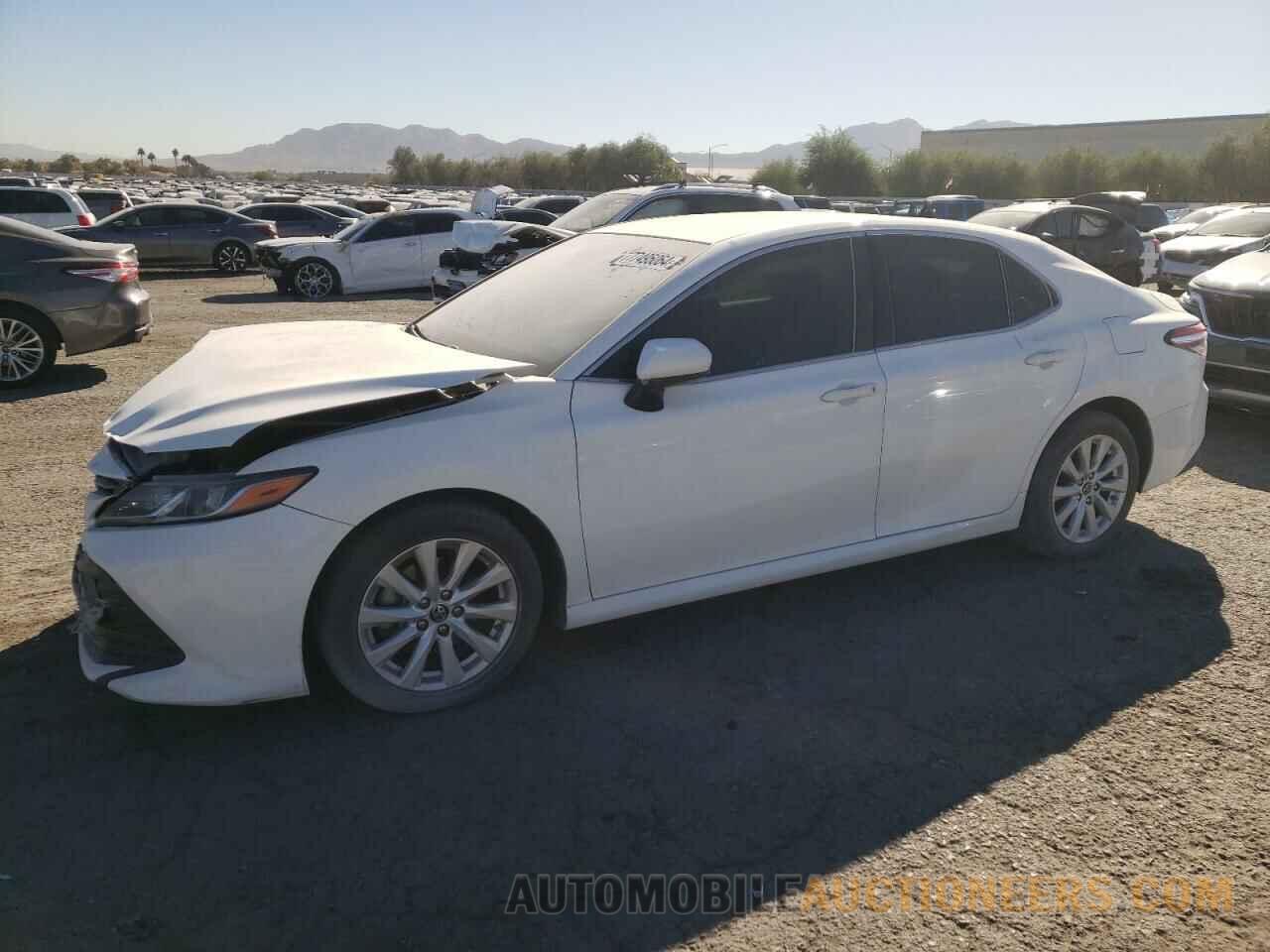 JTNB11HK8J3043952 TOYOTA CAMRY 2018