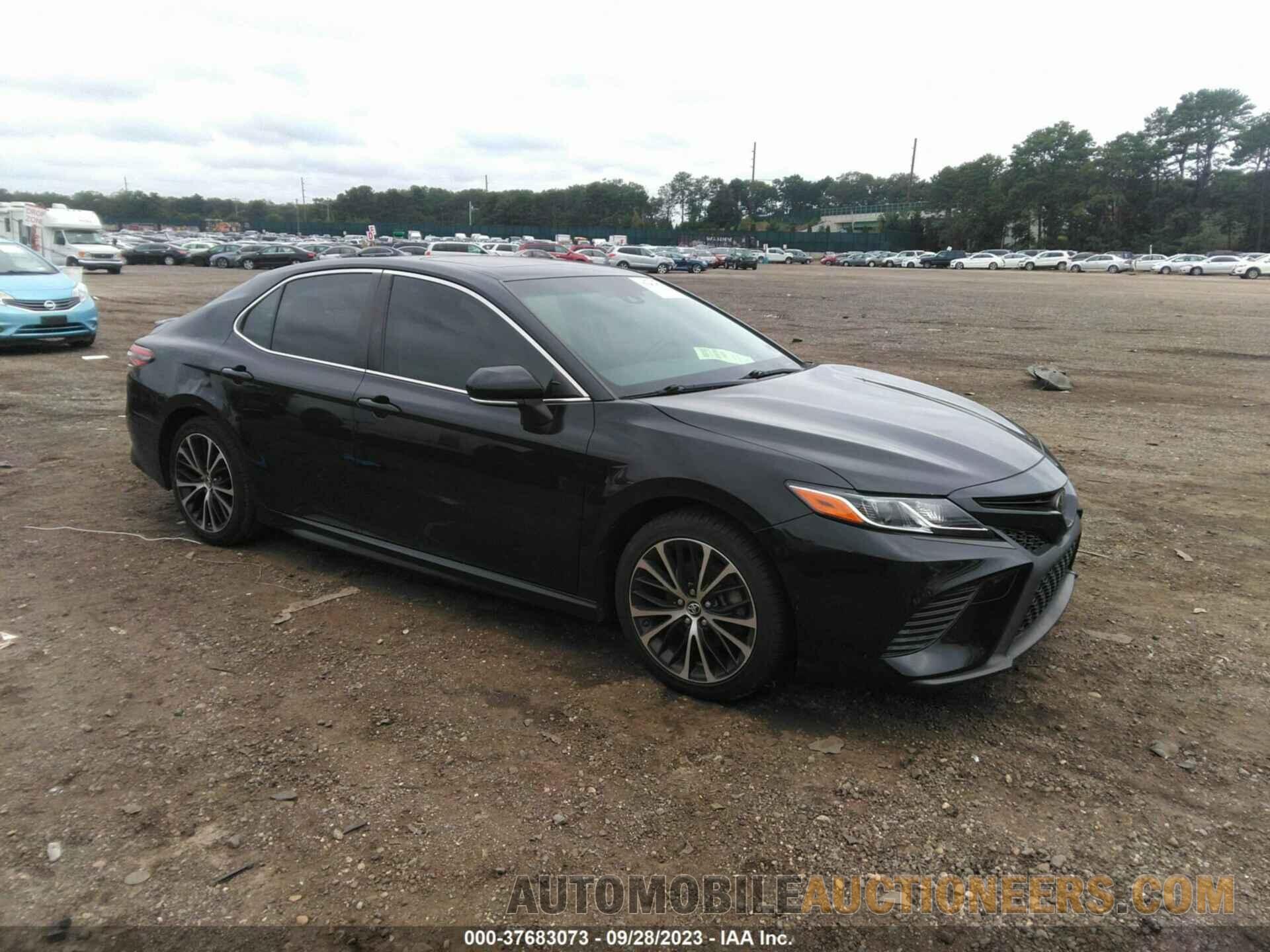 JTNB11HK8J3045037 TOYOTA CAMRY 2018