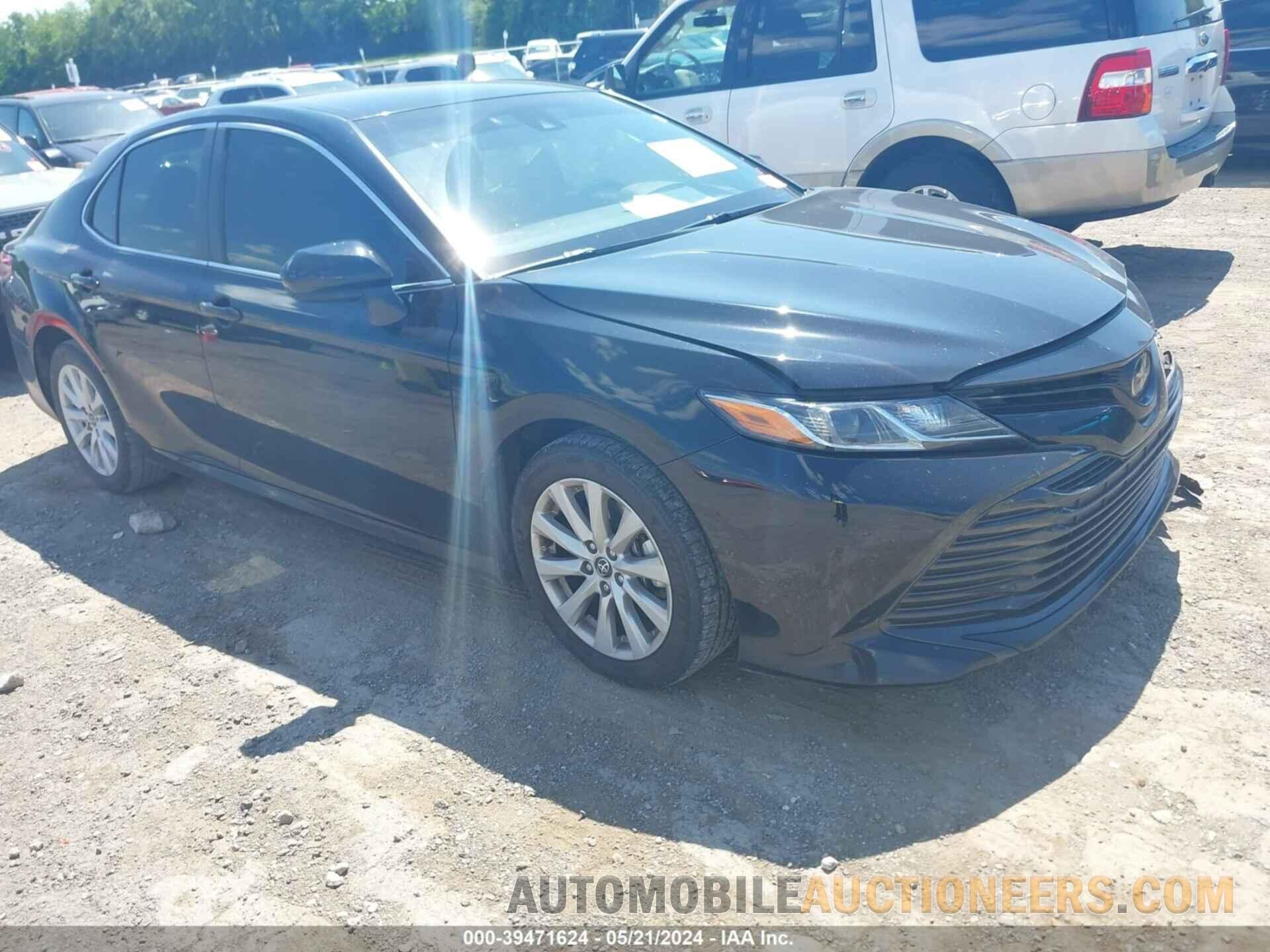 JTNB11HK8J3047144 TOYOTA CAMRY 2018