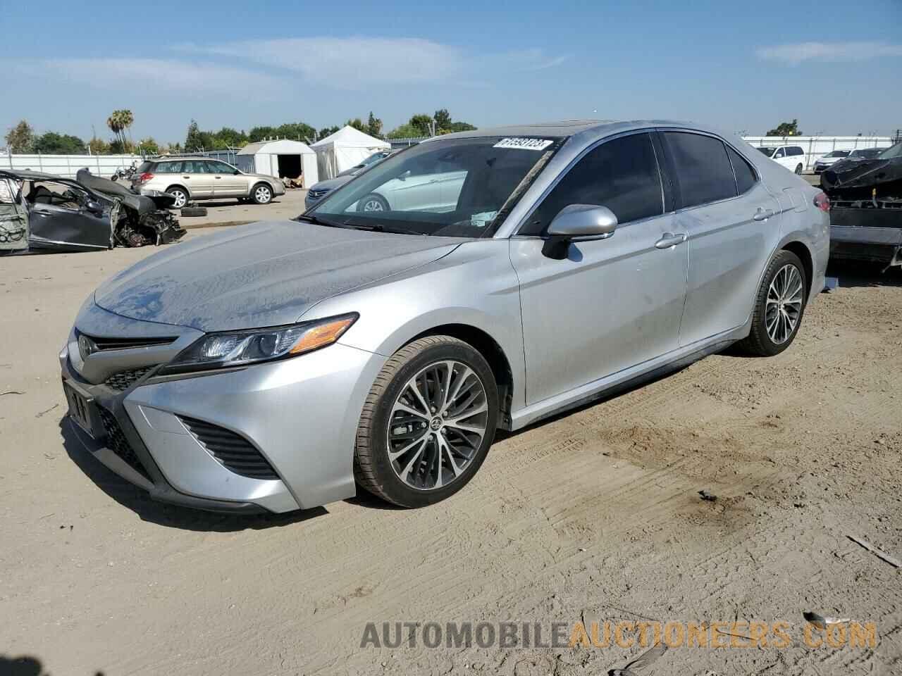 JTNB11HK8J3049606 TOYOTA CAMRY 2018