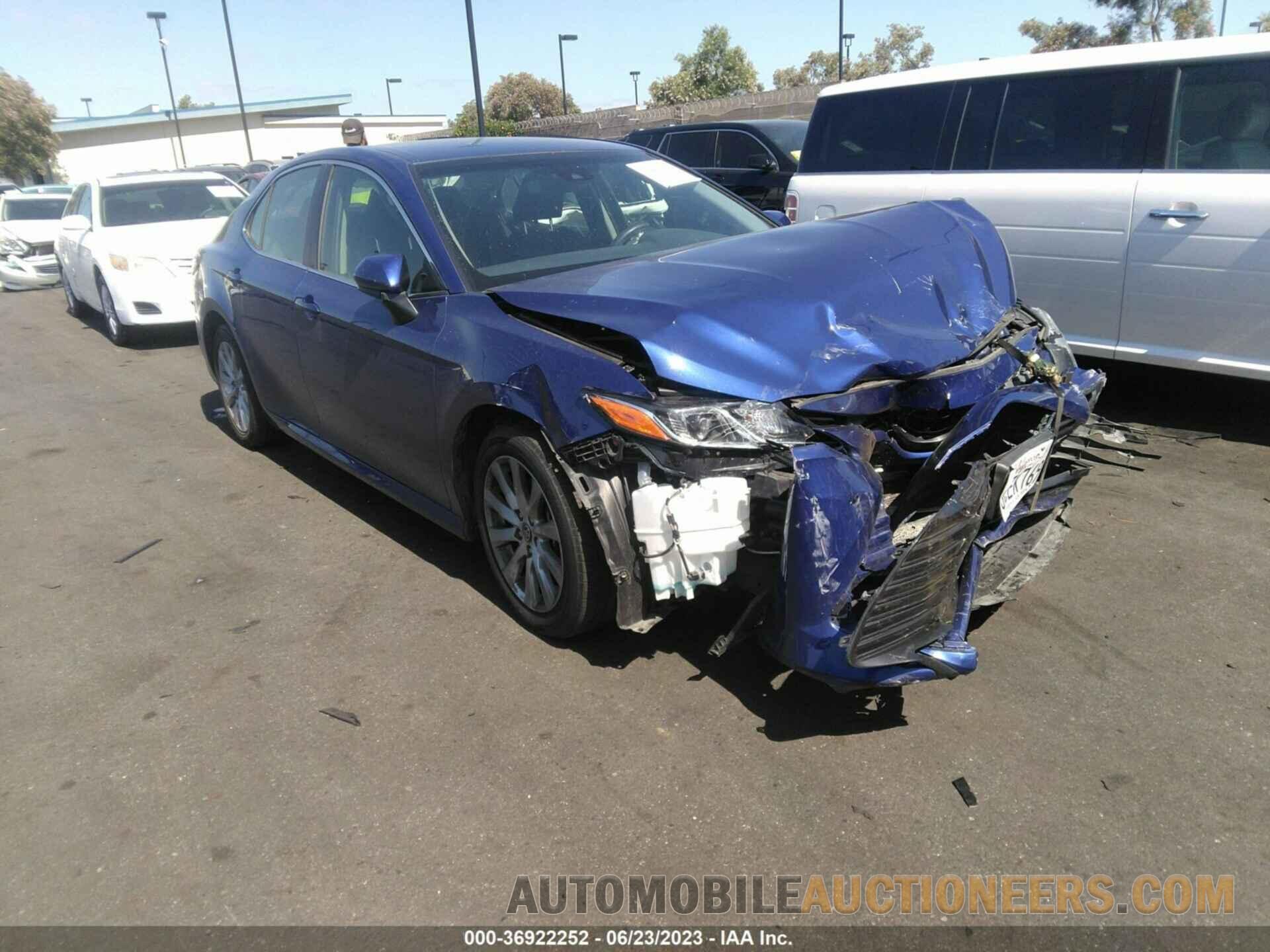 JTNB11HK8J3049900 TOYOTA CAMRY 2018