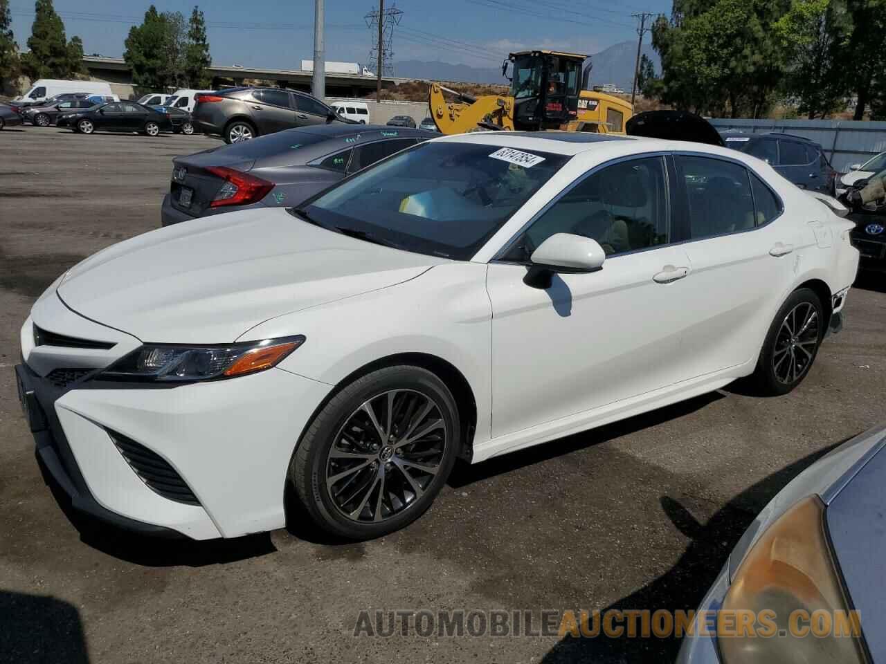 JTNB11HK8J3050013 TOYOTA CAMRY 2018