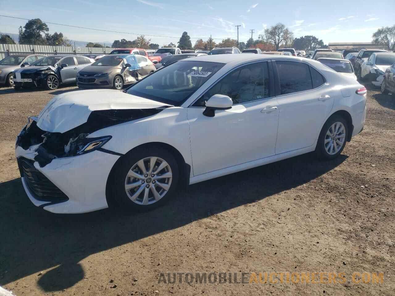 JTNB11HK8J3063151 TOYOTA CAMRY 2018