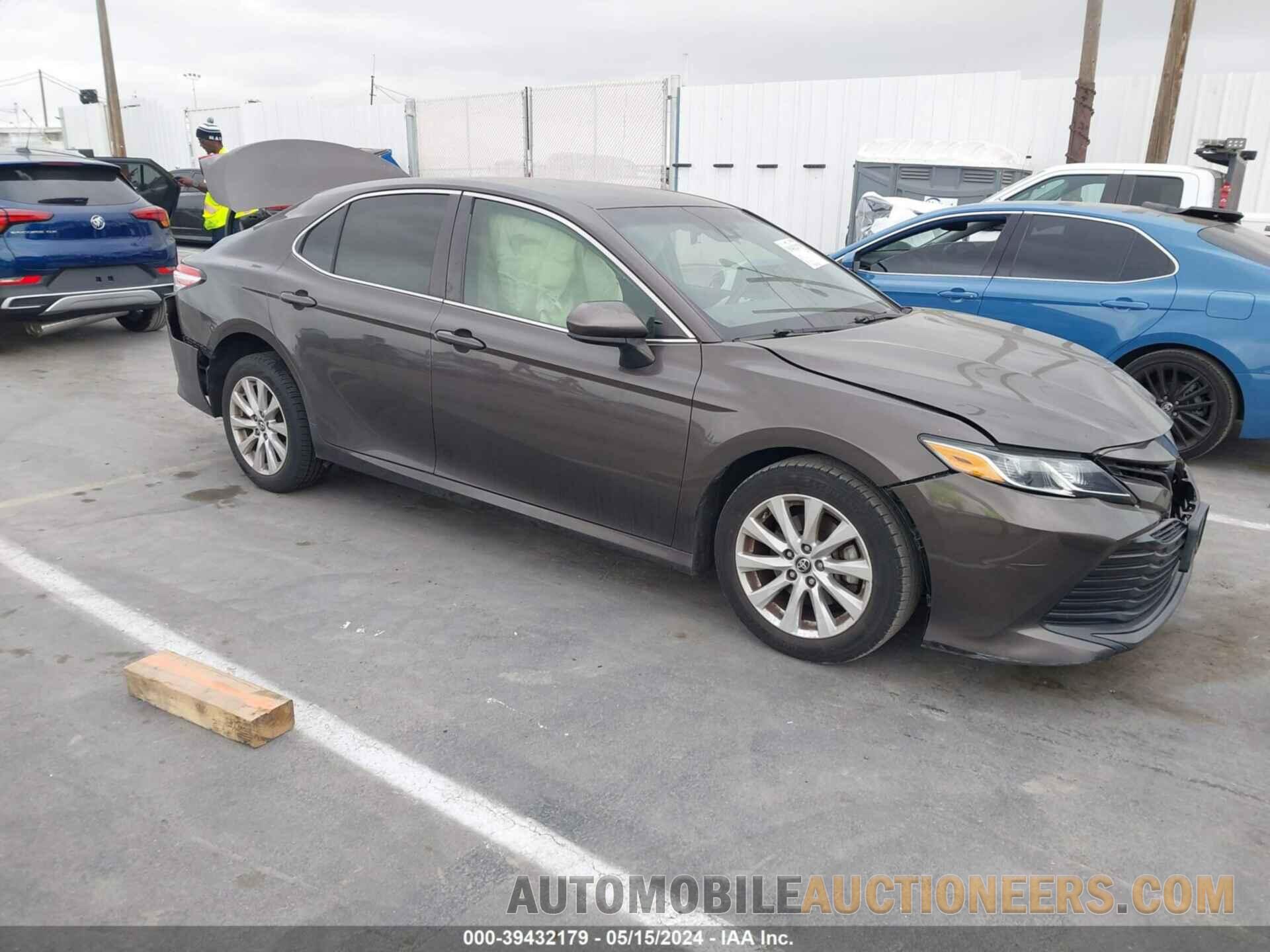 JTNB11HK8J3066745 TOYOTA CAMRY 2018